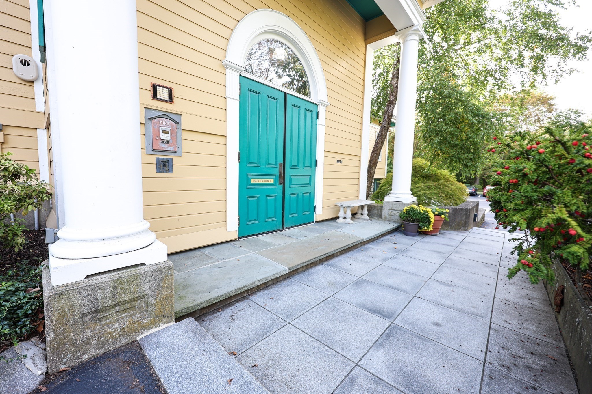 294 Pleasant St Unit 105, Stoughton, MA 02072 - Image 2