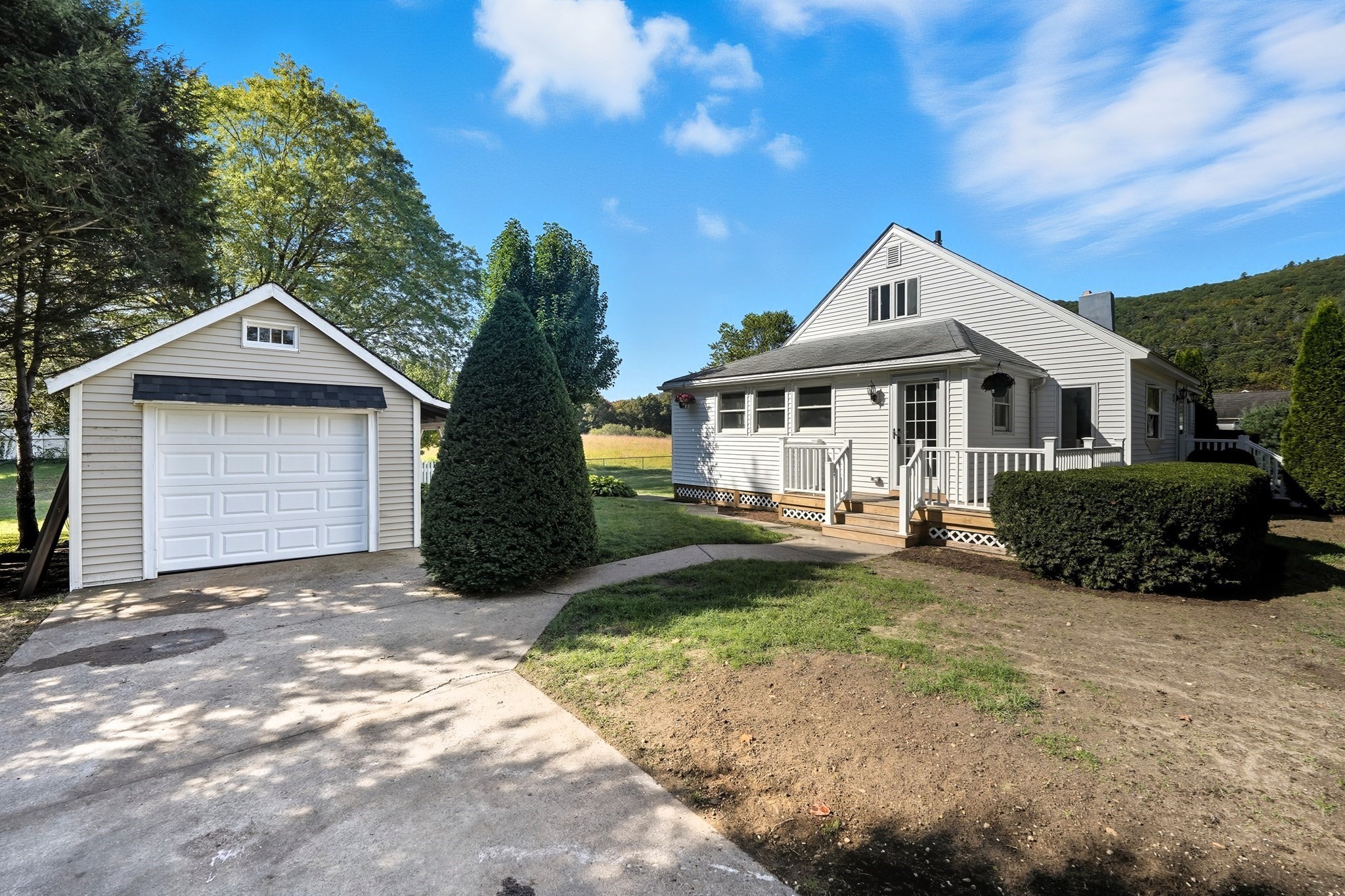 66 Stoney Ln, Westfield, MA 01085 - Image 2