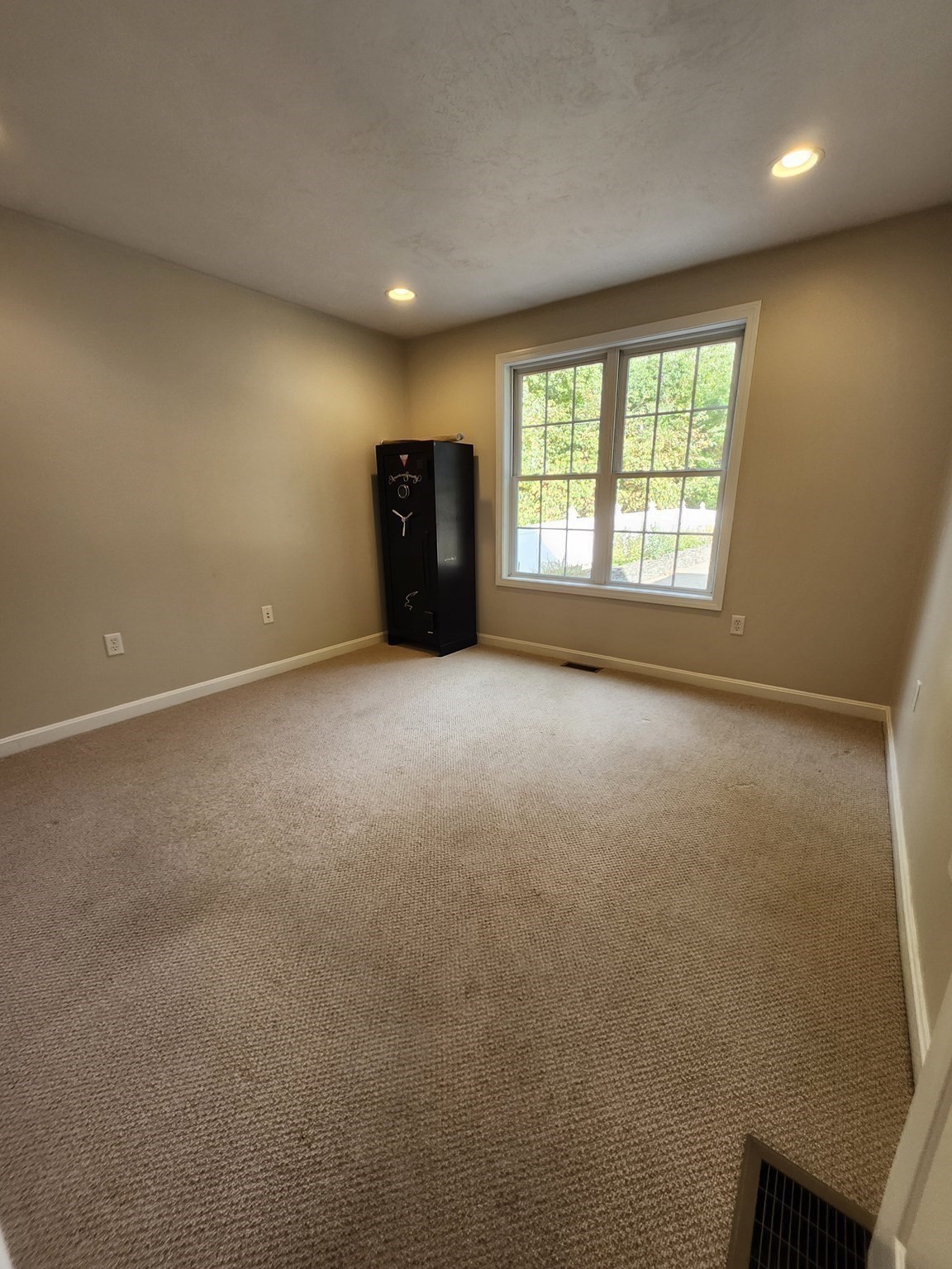 20 Woodridge Rd, Millbury, MA 01527 - Image 16