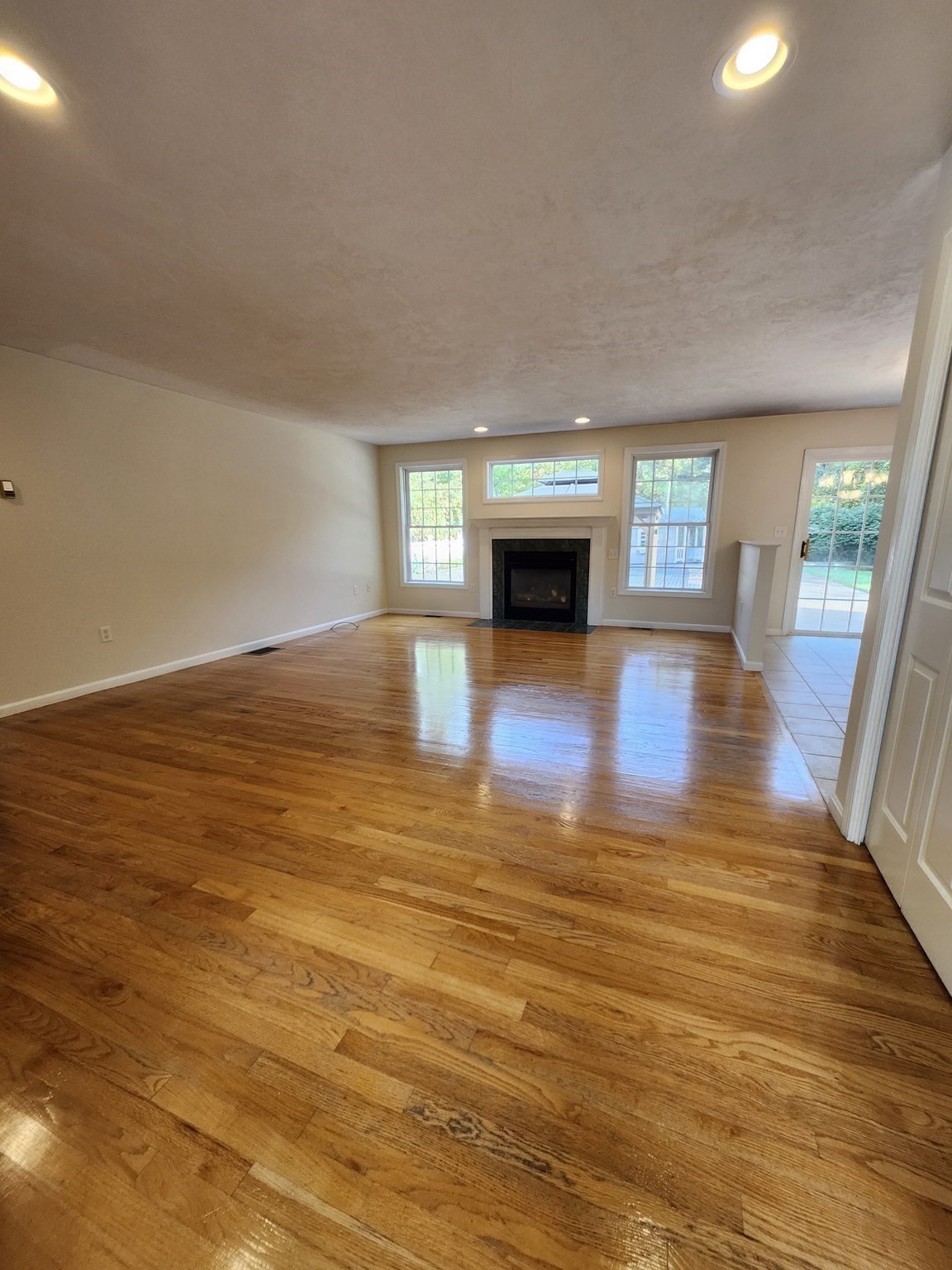 20 Woodridge Rd, Millbury, MA 01527 - Image 7