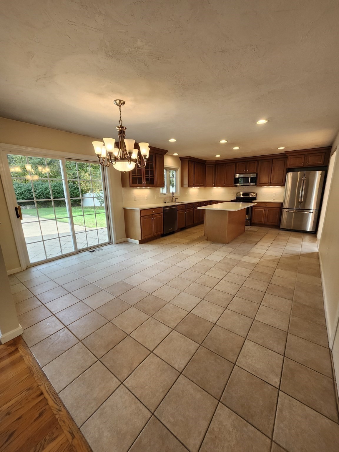 20 Woodridge Rd, Millbury, MA 01527 - Image 9