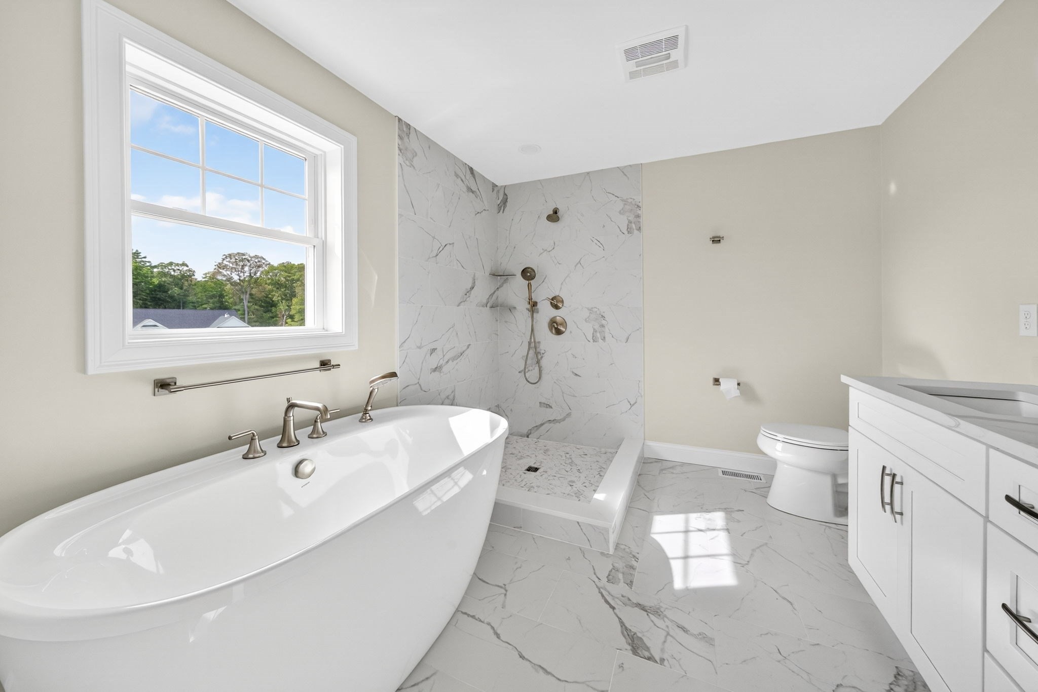 10 Westview Dr, Dartmouth, MA 02747 - Image 16