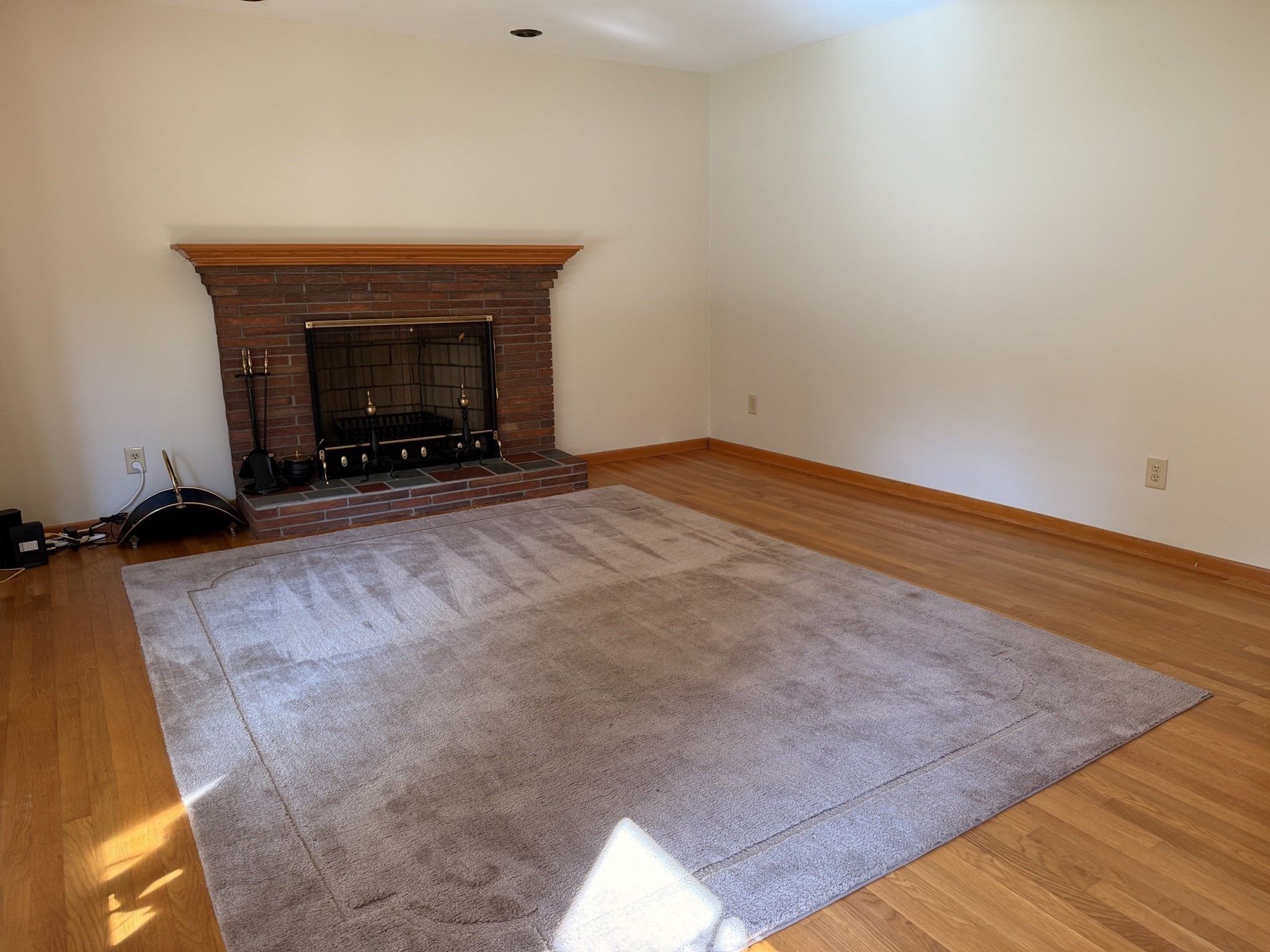 70 Harrington Way, Worcester, MA 01604 - Image 11