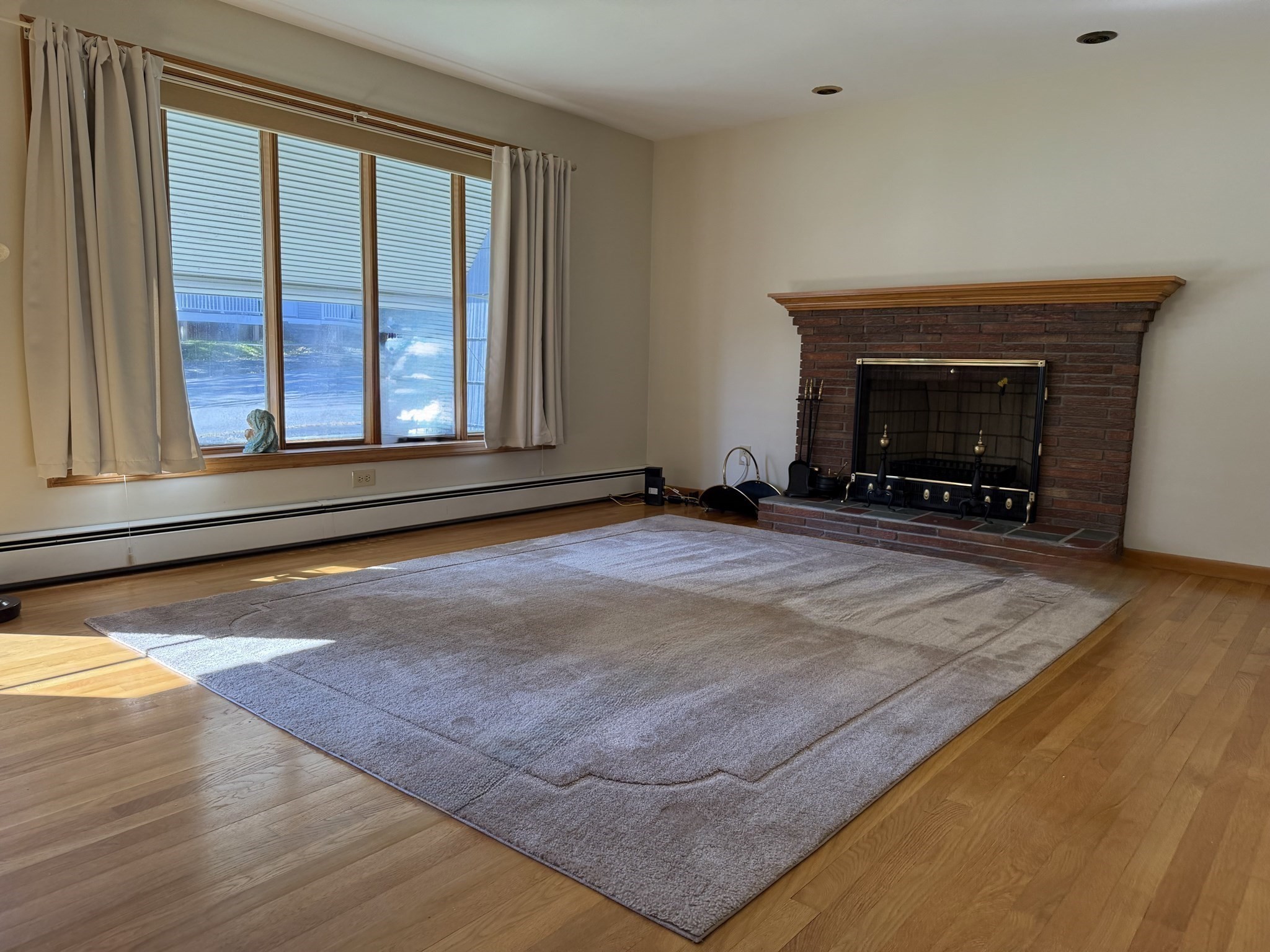 70 Harrington Way, Worcester, MA 01604 - Image 12