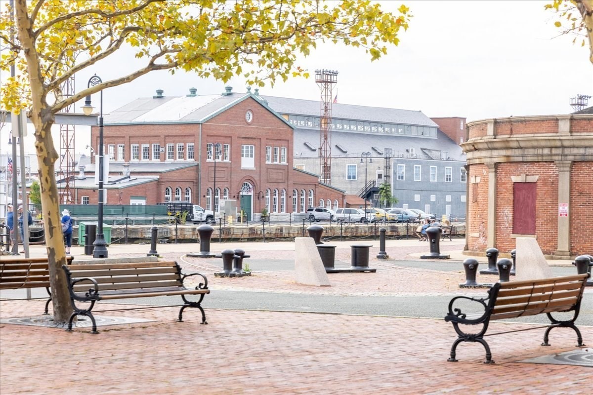 42 8th Street Unit 5316, Charlestown, Boston, MA 02129 - Image 37