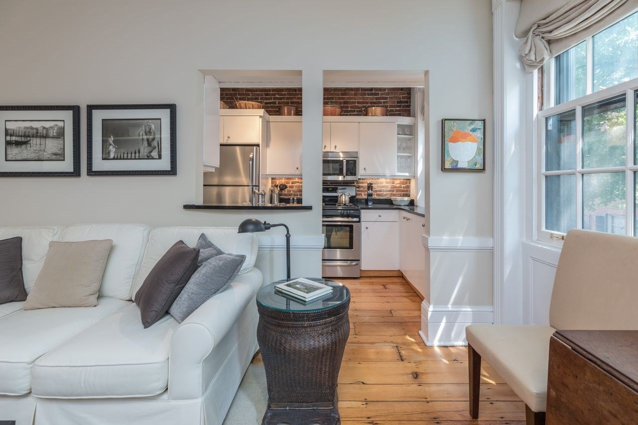 28 West Cedar St. Unit 2, Beacon Hill, Boston, MA 02108 - Image 2