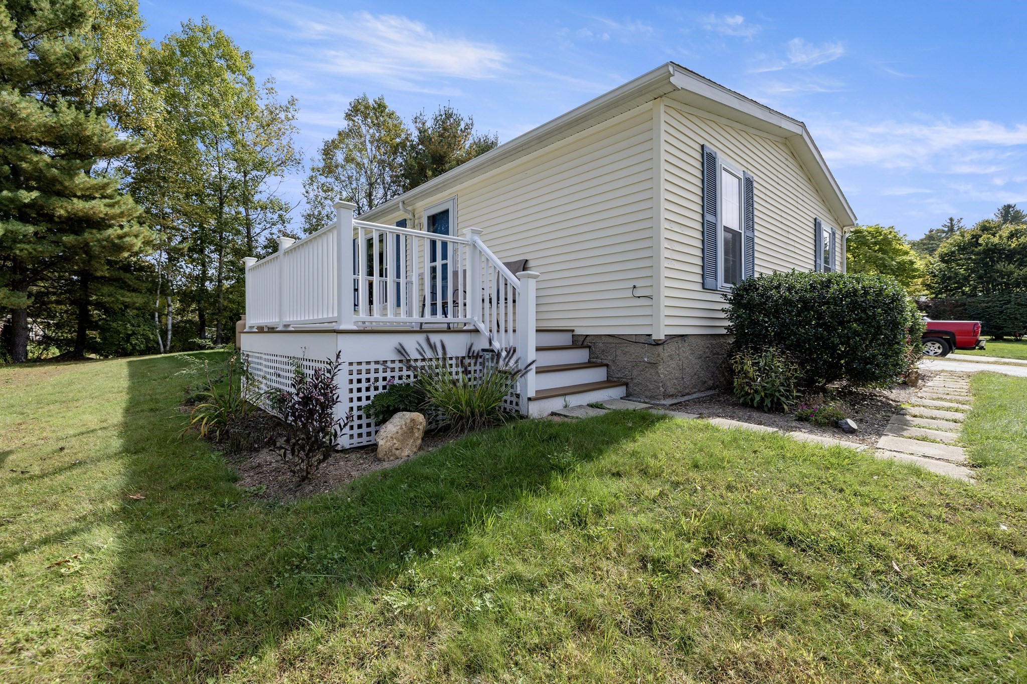 18 Fox Run, Brookfield, MA 01506 - Image 32