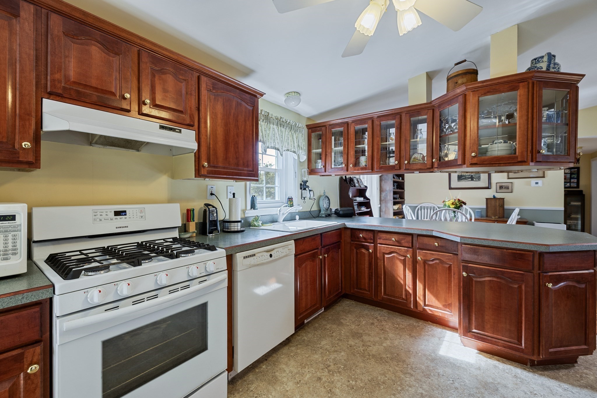18 Fox Run, Brookfield, MA 01506 - Image 9