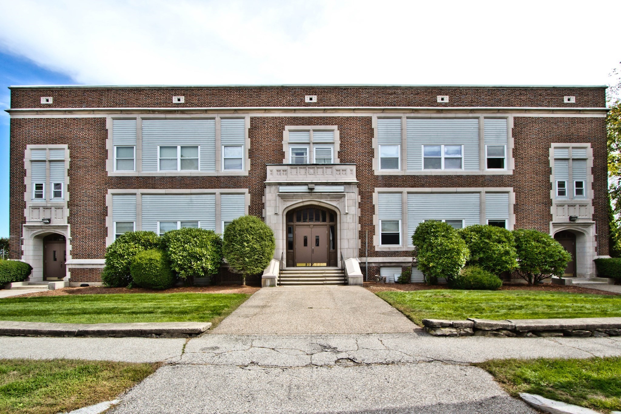 21 Middlesex Ave Unit 102, Worcester, MA 01604