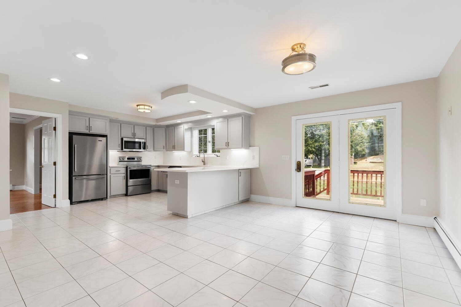 4 Gavin Cir, Stoneham, MA 02180 - Image 10