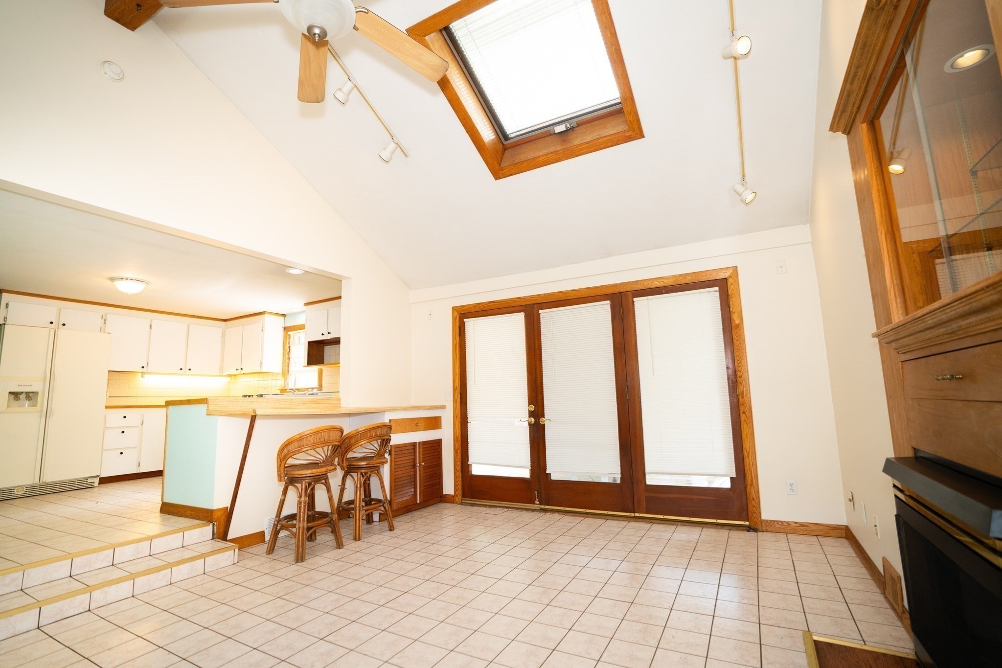 8 Clayton Rd, Middleboro, MA 02346 - Image 2