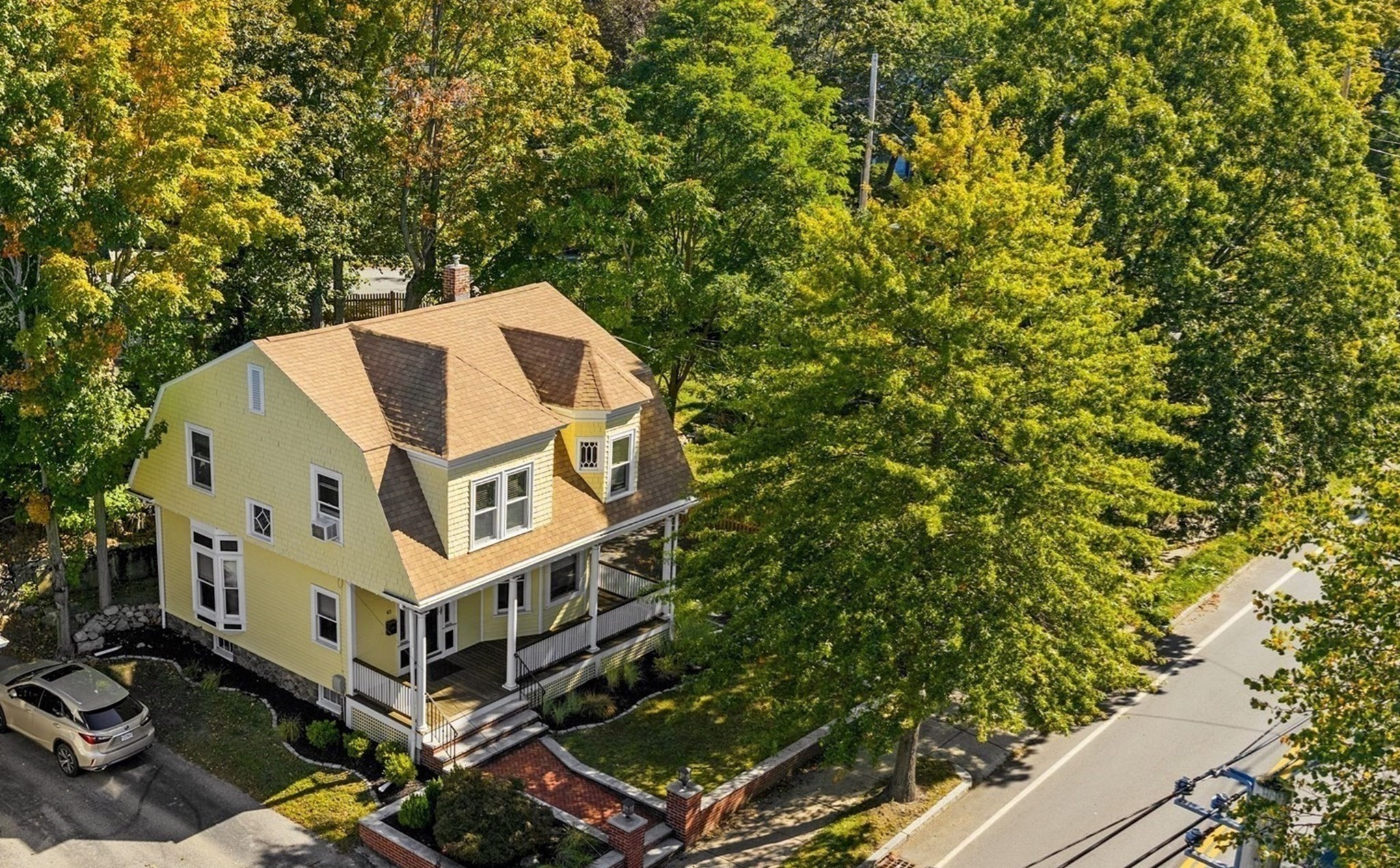 61 Lowell St, Reading, MA 01867