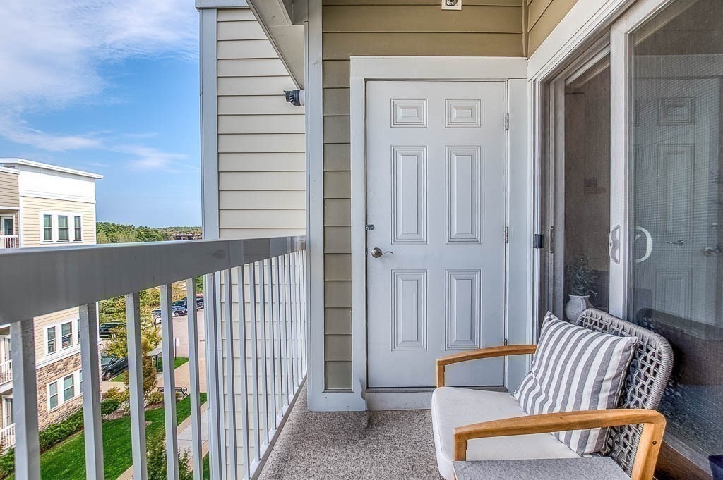 130 University Ave Unit 1405, Westwood, MA 02090 - Image 31