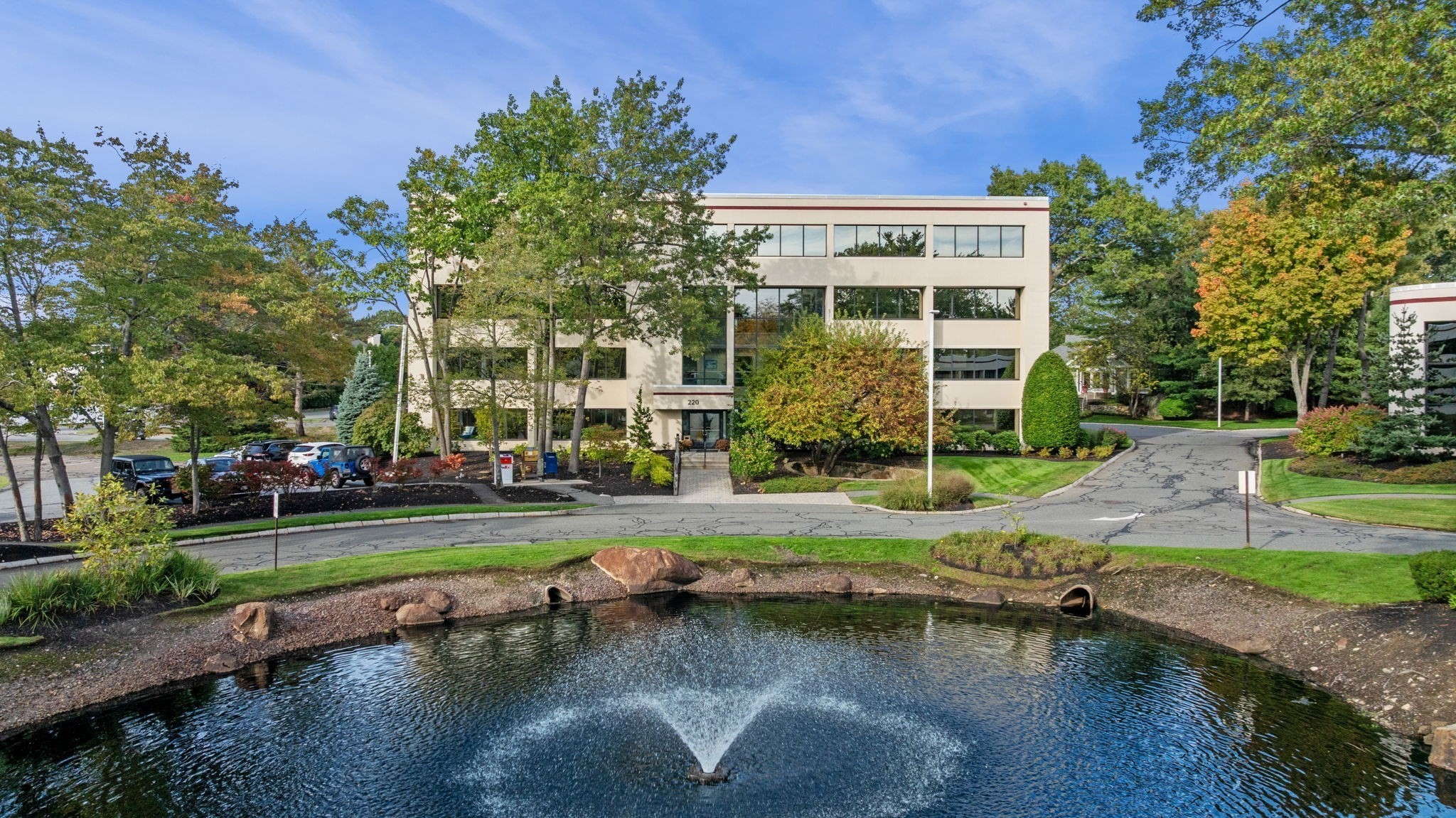 220 Broadway Unit 304, Lynnfield, MA 01940 - Image 2