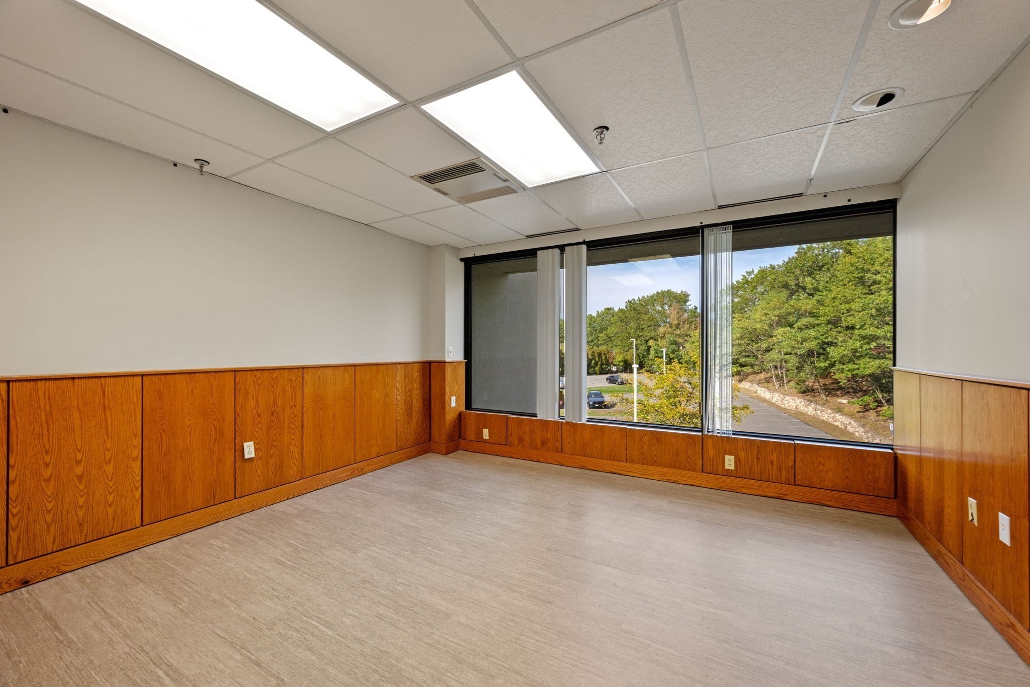 220 Broadway Unit 304, Lynnfield, MA 01940 - Image 16