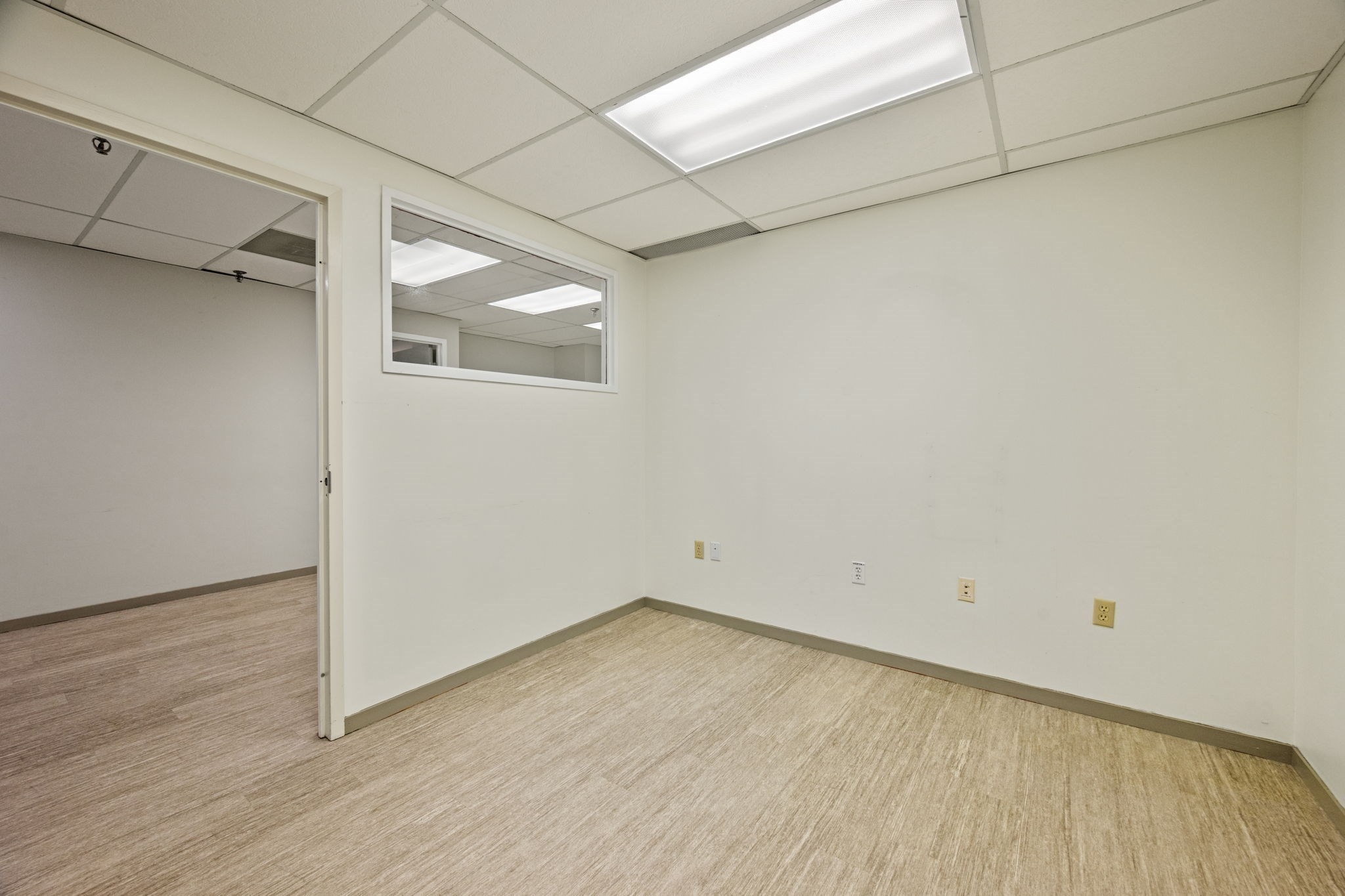 220 Broadway Unit 304, Lynnfield, MA 01940 - Image 25