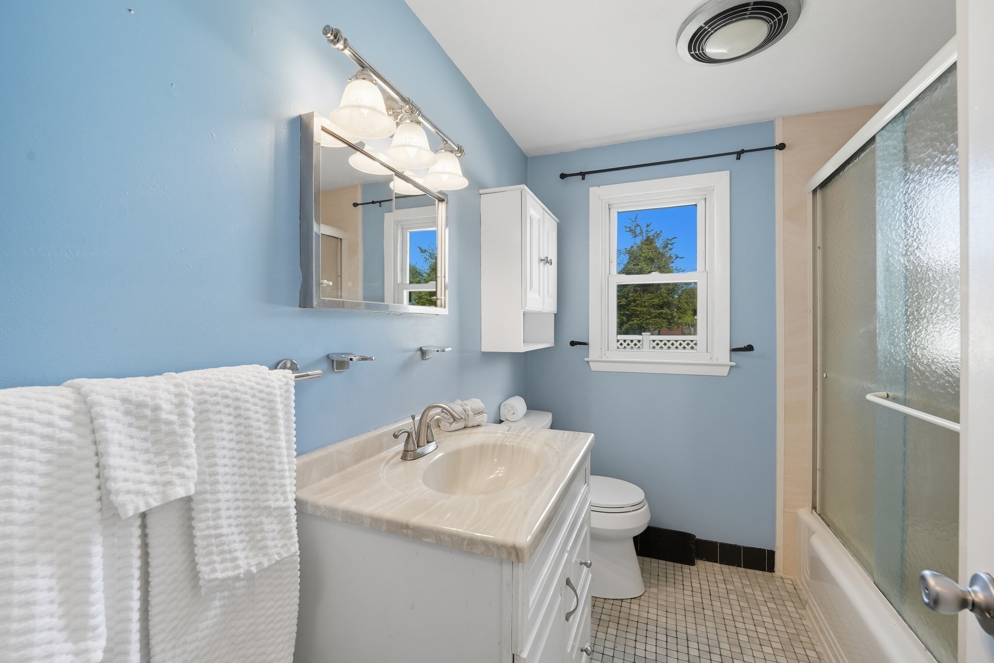 54 Dayton St, Chicopee, MA 01013 - Image 13