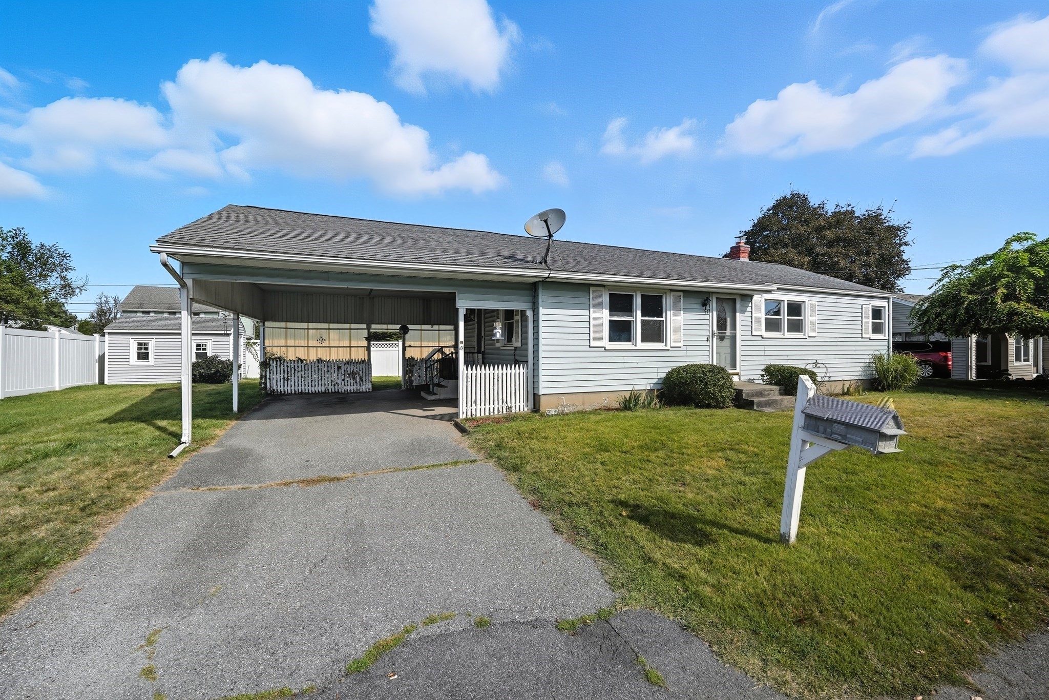 54 Dayton St, Chicopee, MA 01013 - Image 3