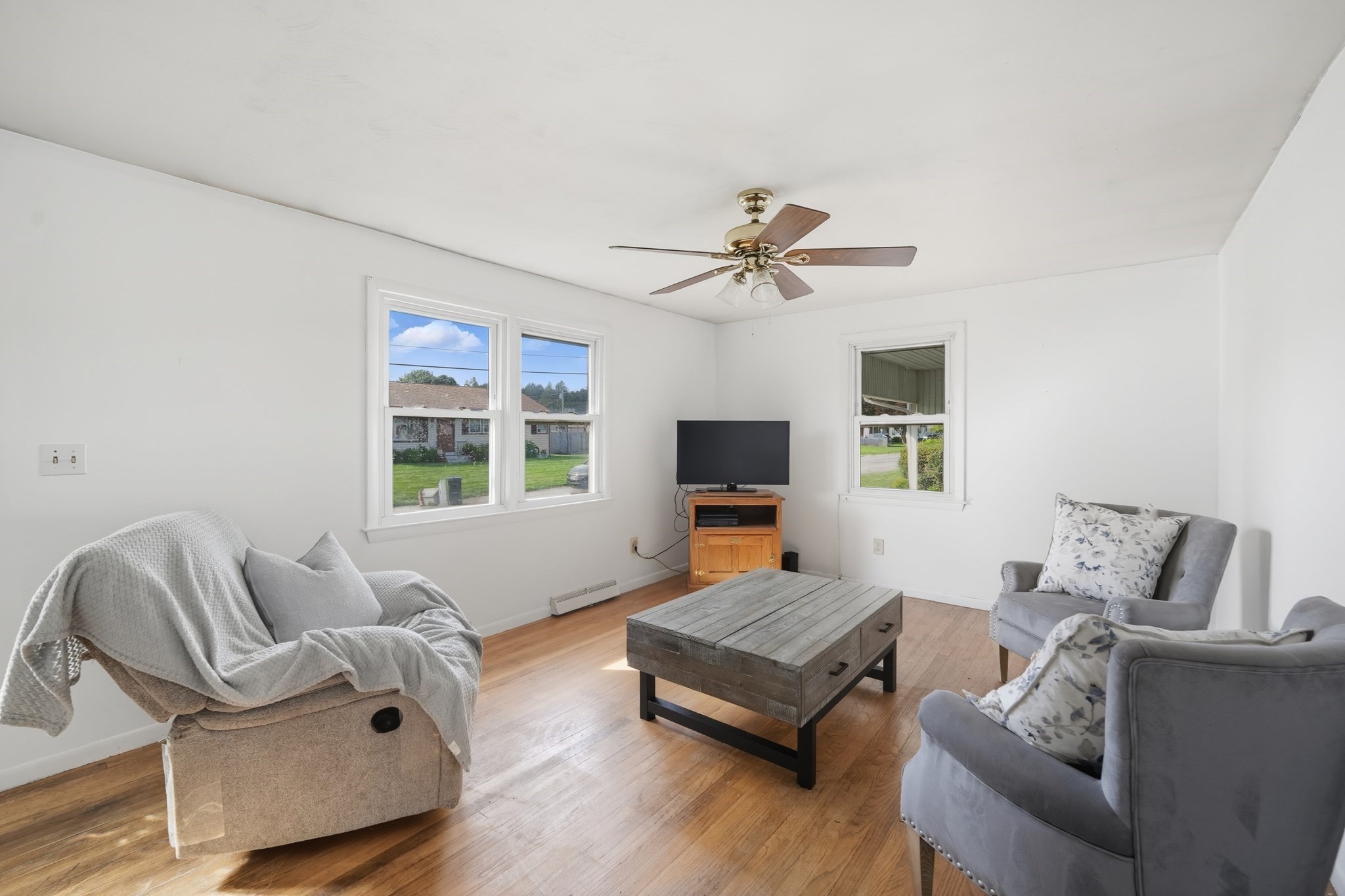 54 Dayton St, Chicopee, MA 01013 - Image 6