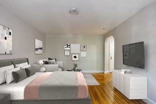 24 Concord Ave, Apt 106