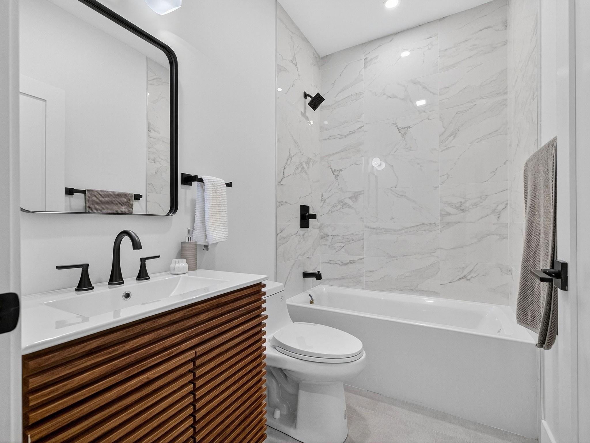 69 Clarendon Ave Unit A, Somerville, MA 02144 - Image 16