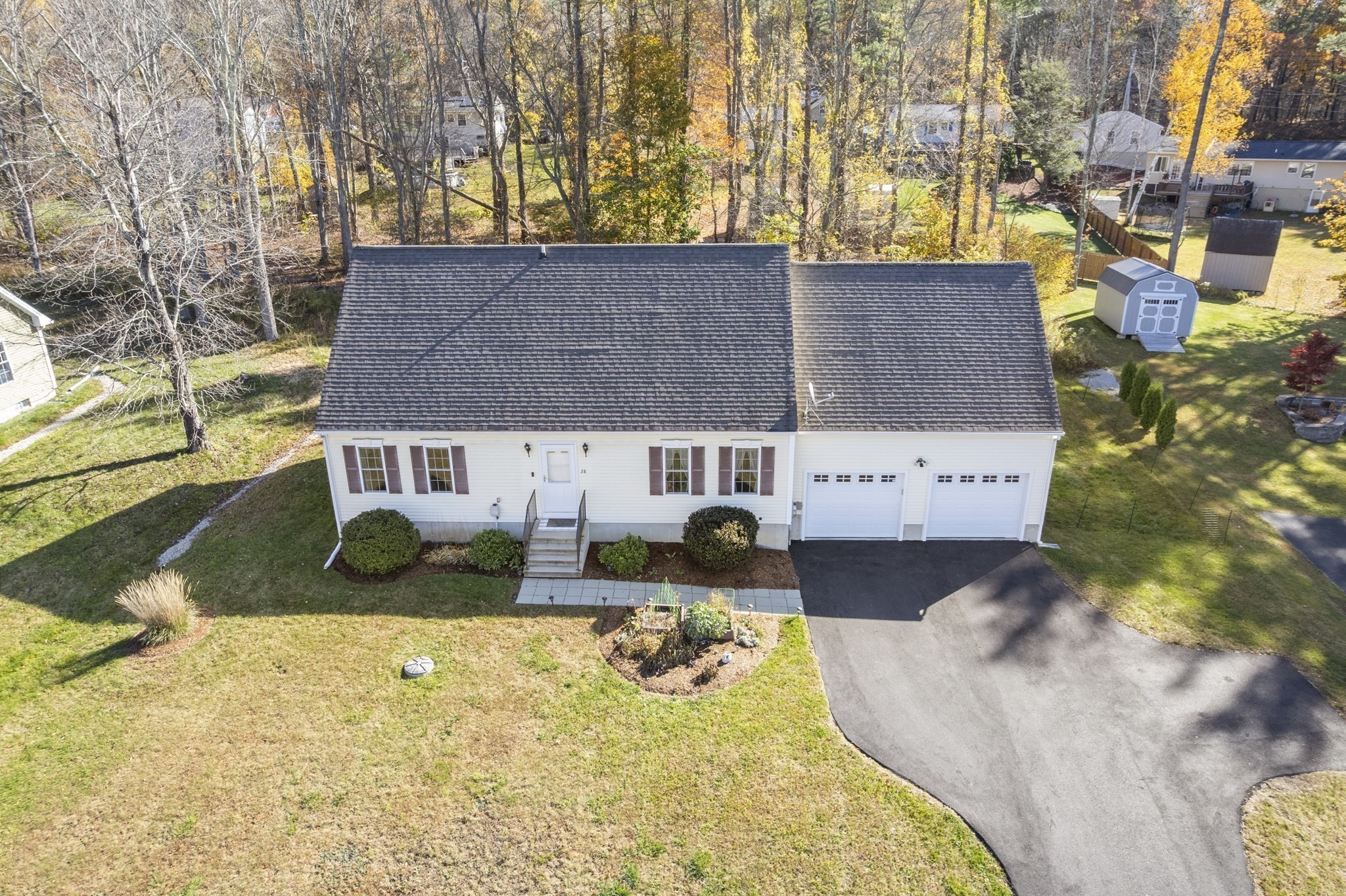 28 Servant Way, Southbridge, MA 01550