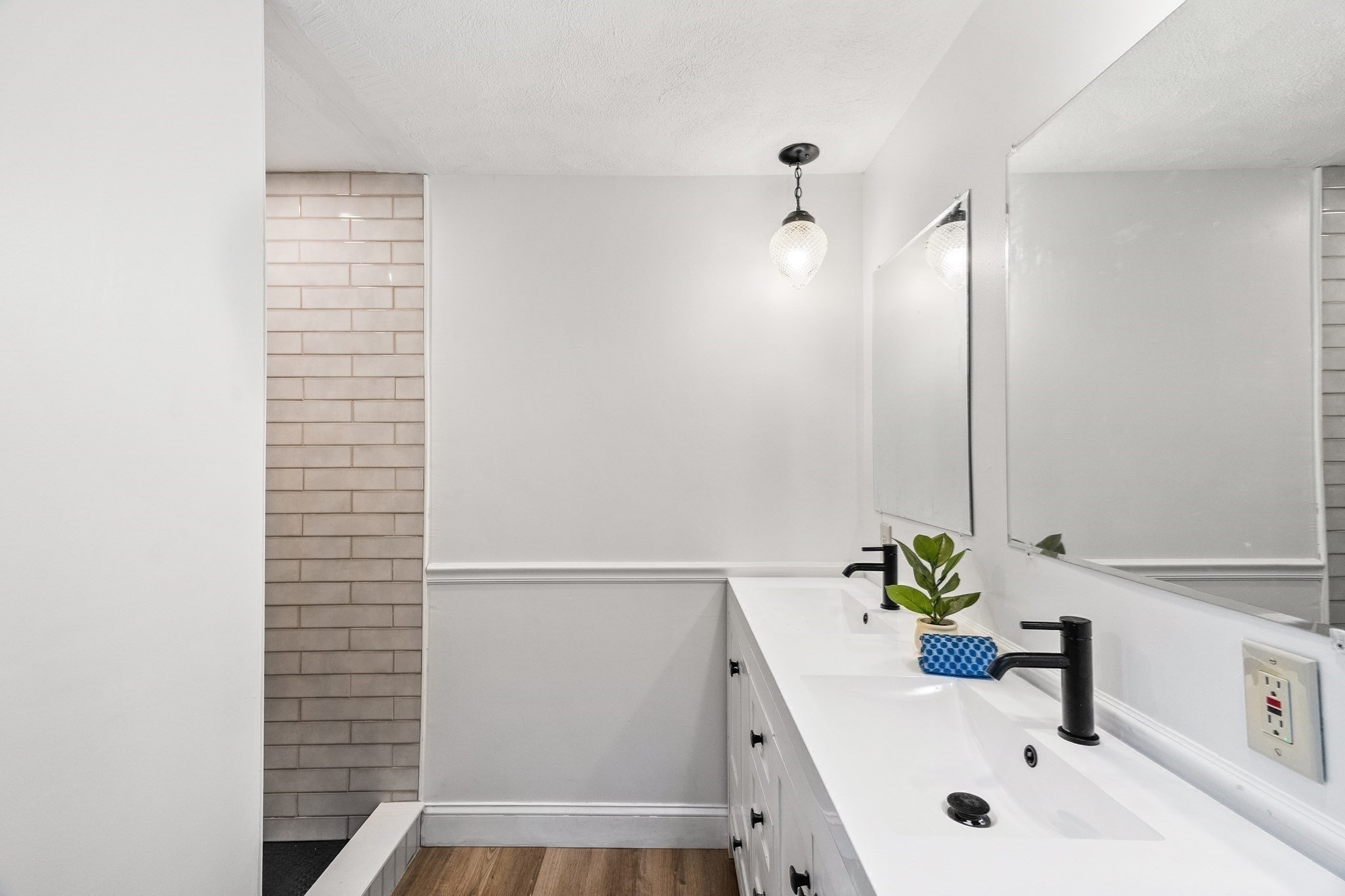 227 Blackstone Street, Blackstone, MA 01504 - Image 11