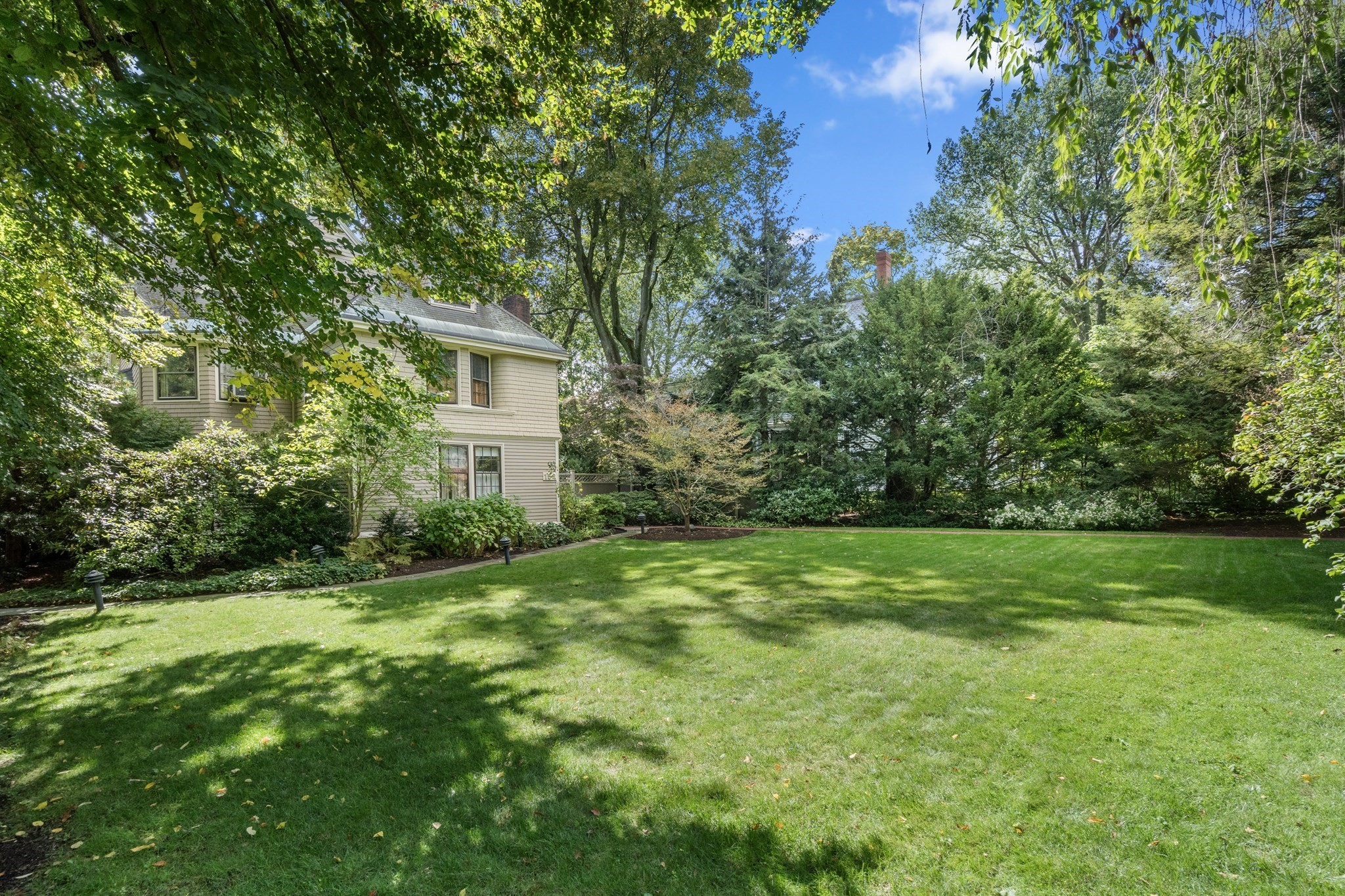 48 Hubbard Park Road, Cambridge, MA 02138 - Image 28
