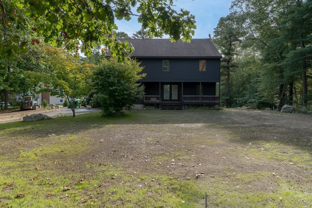 33 Turkey Hill Lane, Hingham, MA 02043