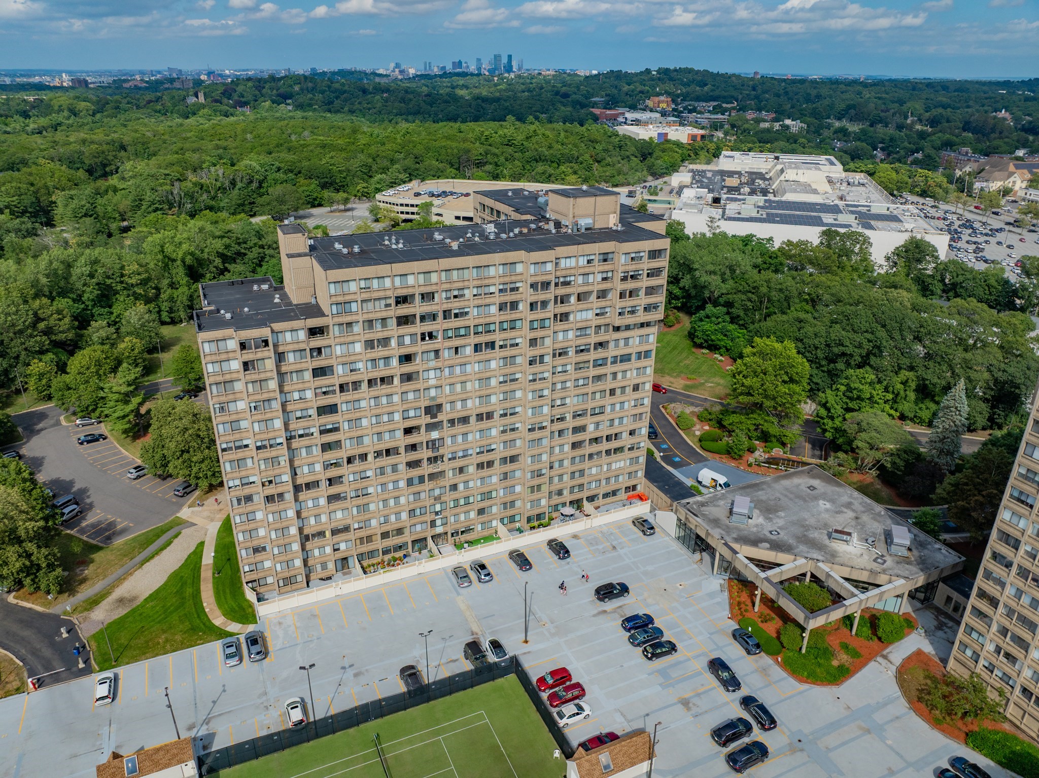 250 Hammond Pond Pkwy Unit 306N, Newton, MA 02467