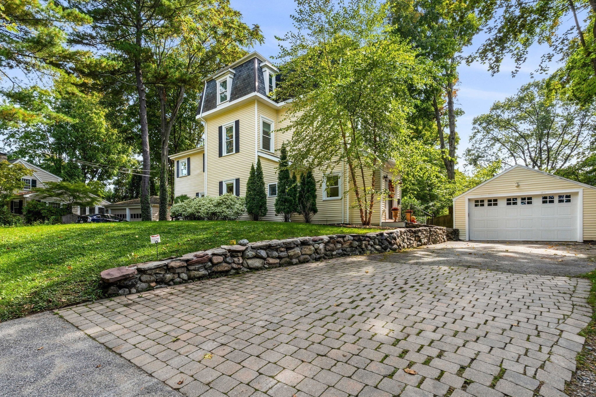 28 Mercer Rd, Needham, MA 02494