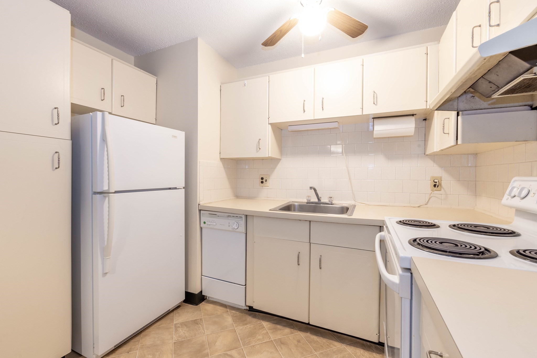 71 Nicholas Rd Unit H, Framingham, MA 01701 - Image 4