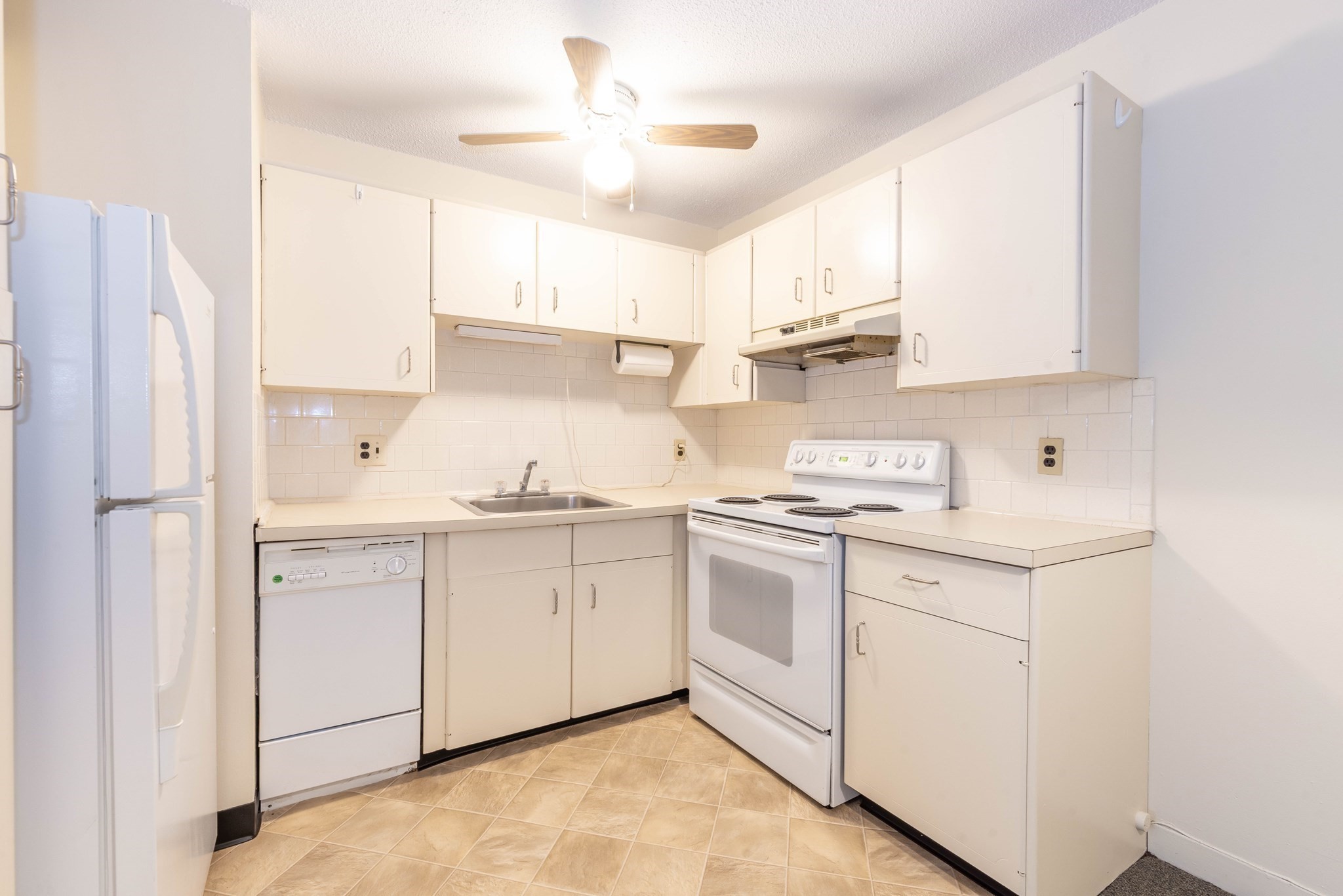 71 Nicholas Rd Unit H, Framingham, MA 01701 - Image 5