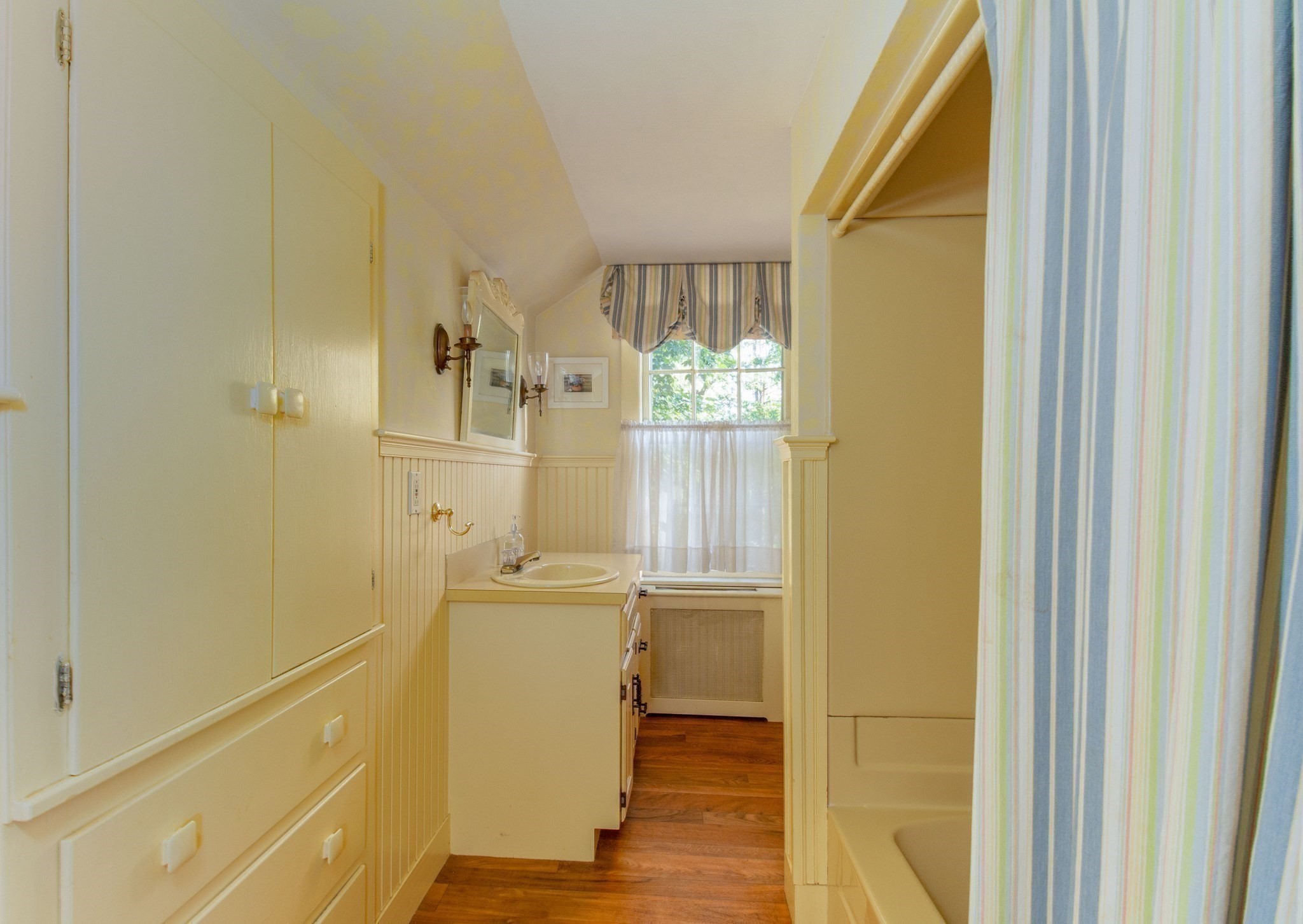 106 Holliston St, Medway, MA 02053 - Image 23