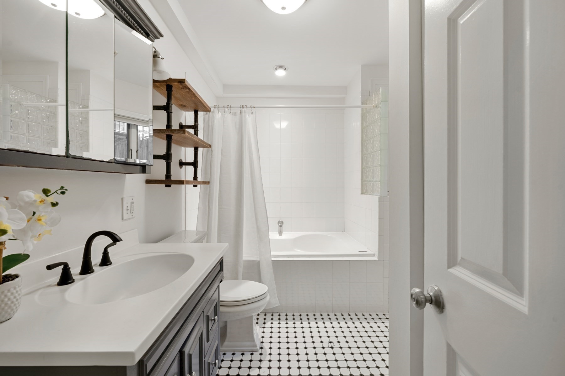 18 Melrose Street Unit 1, Bay Village, Boston, MA 02116 - Image 14