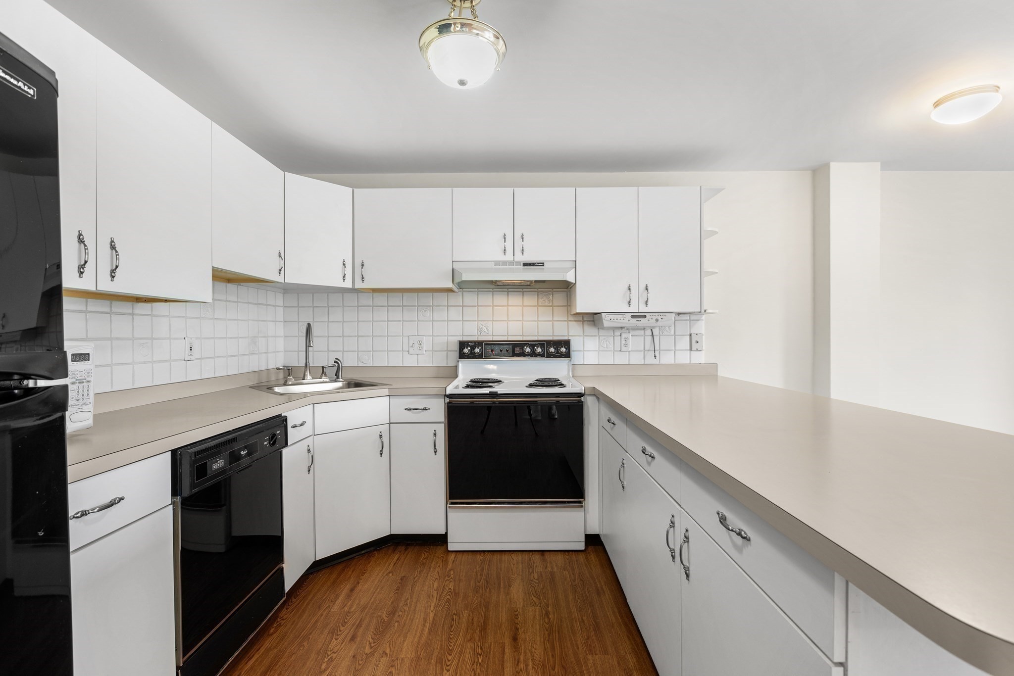59 Valley St Unit 5F, Medford, MA 02155 - Image 3