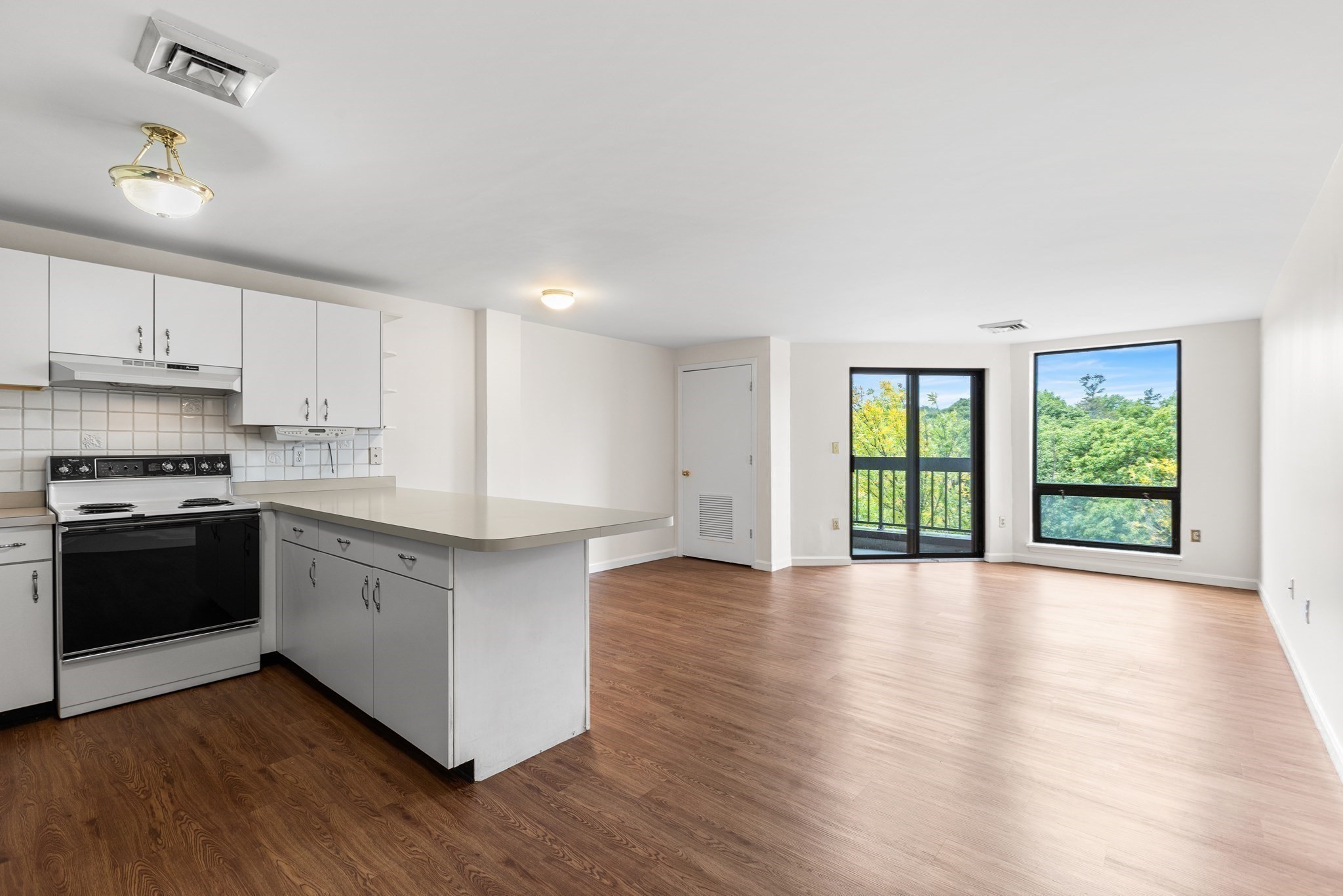 59 Valley St Unit 5F, Medford, MA 02155 - Image 4