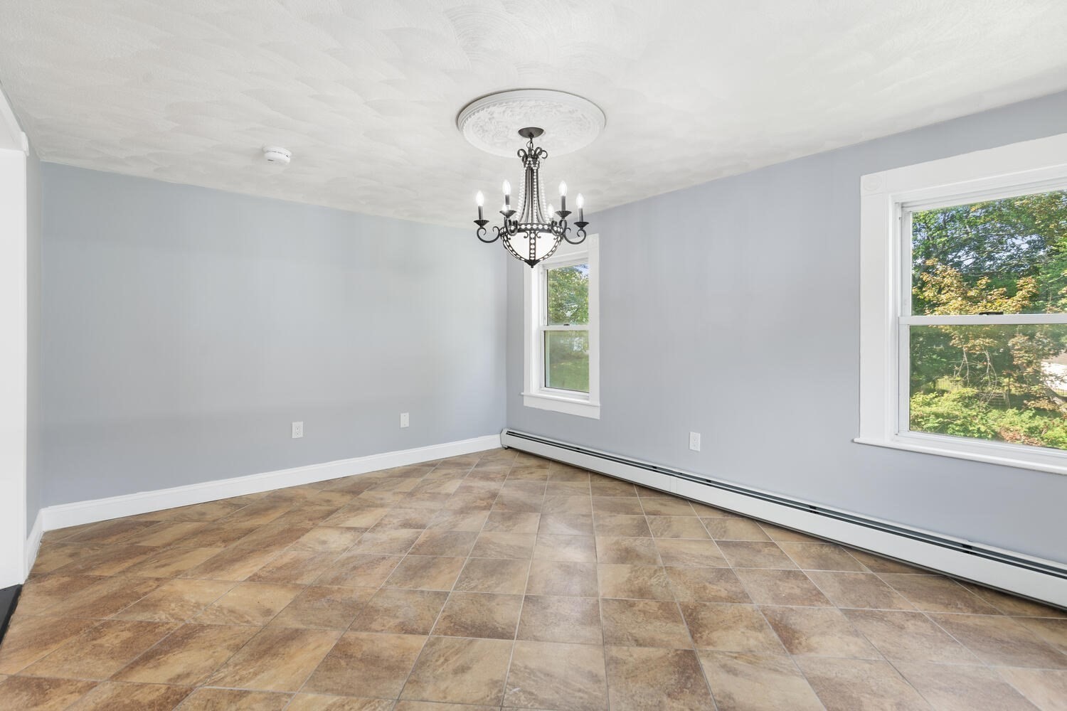 39 Garfield Ave, Woburn, MA 01801 - Image 12