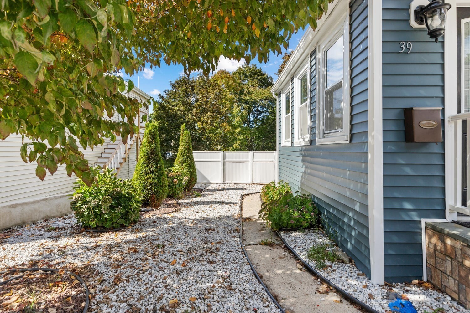 39 Garfield Ave, Woburn, MA 01801 - Image 37