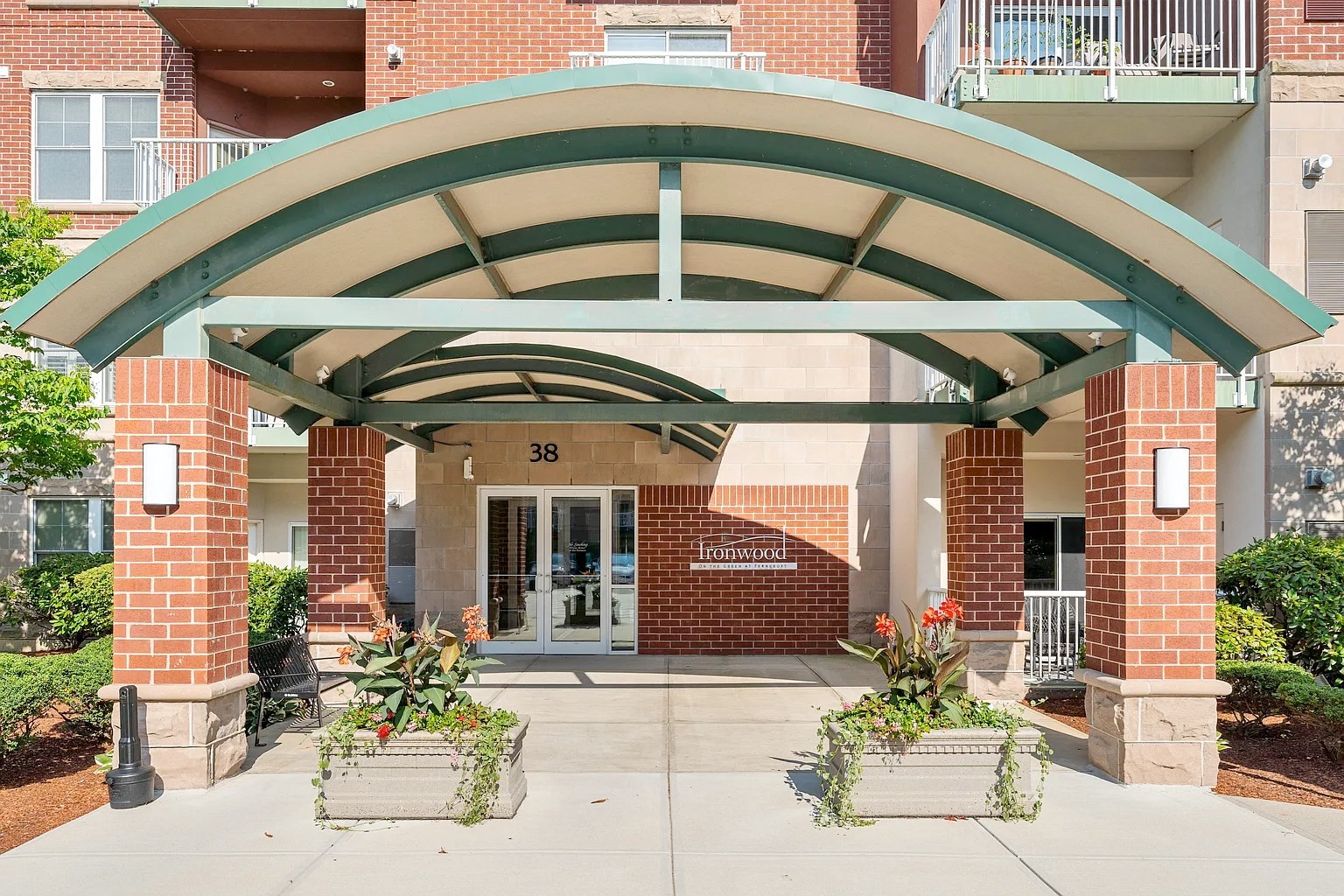 38 Village Rd Unit 515, Middleton, MA 01949