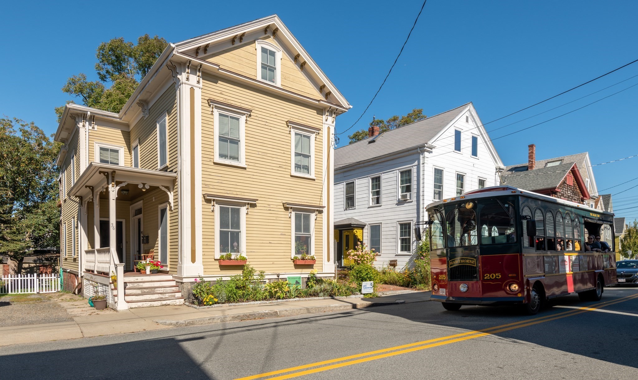 36 Essex St Unit 1, Salem, MA 01970