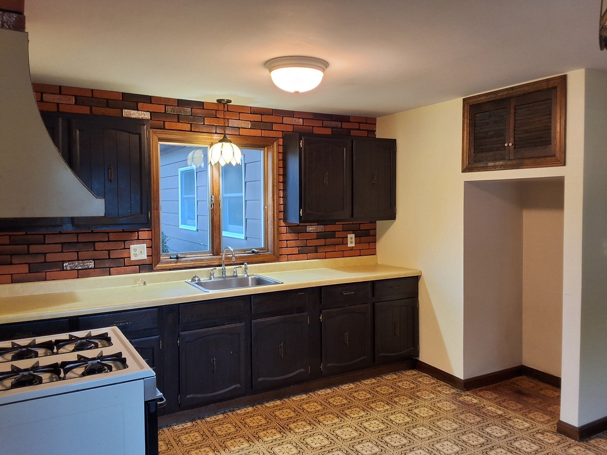 210 E Main St, East Brookfield, MA 01515 - Image 11