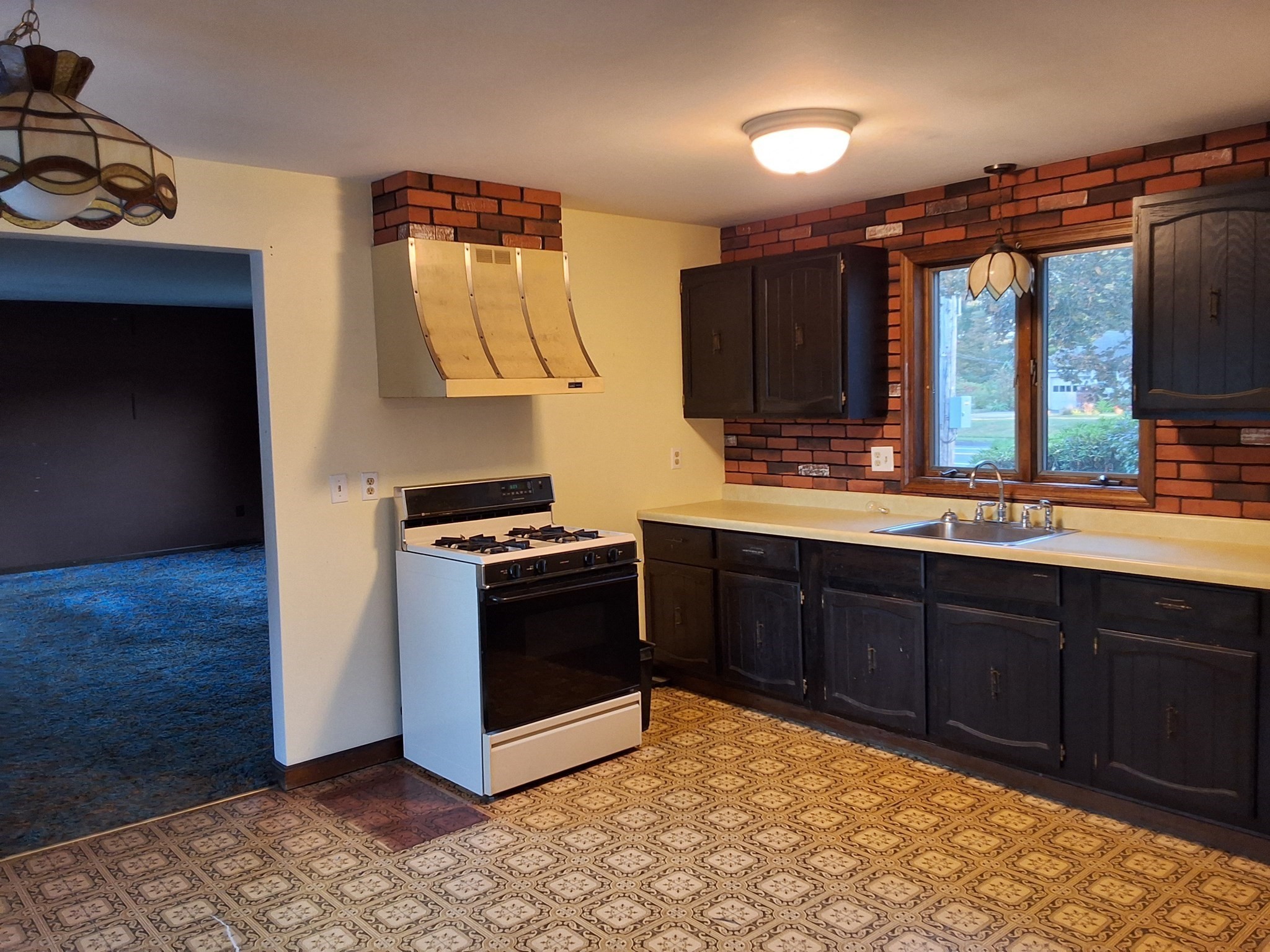 210 E Main St, East Brookfield, MA 01515 - Image 12