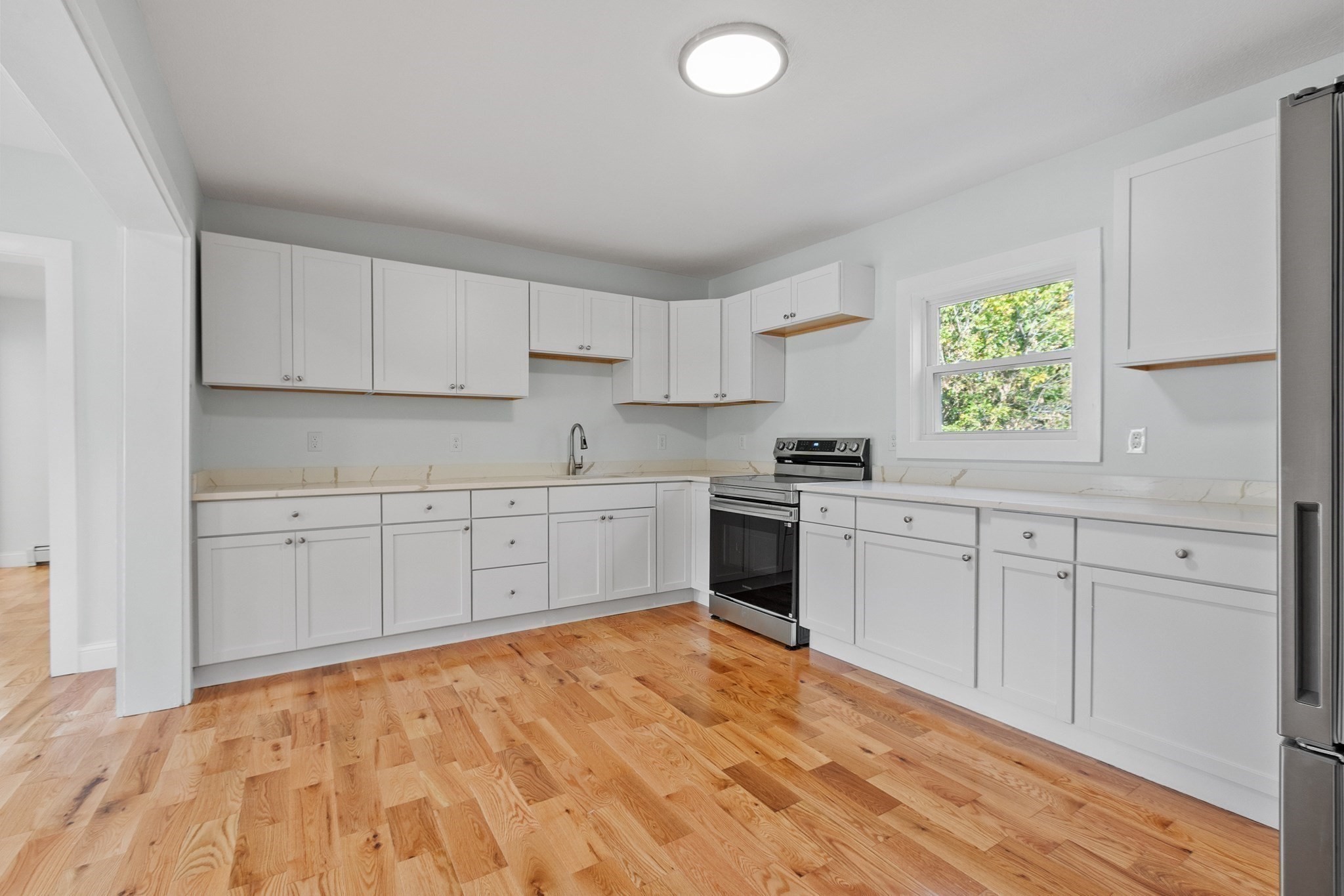 17 Prospect St, Templeton, MA 01436 - Image 2