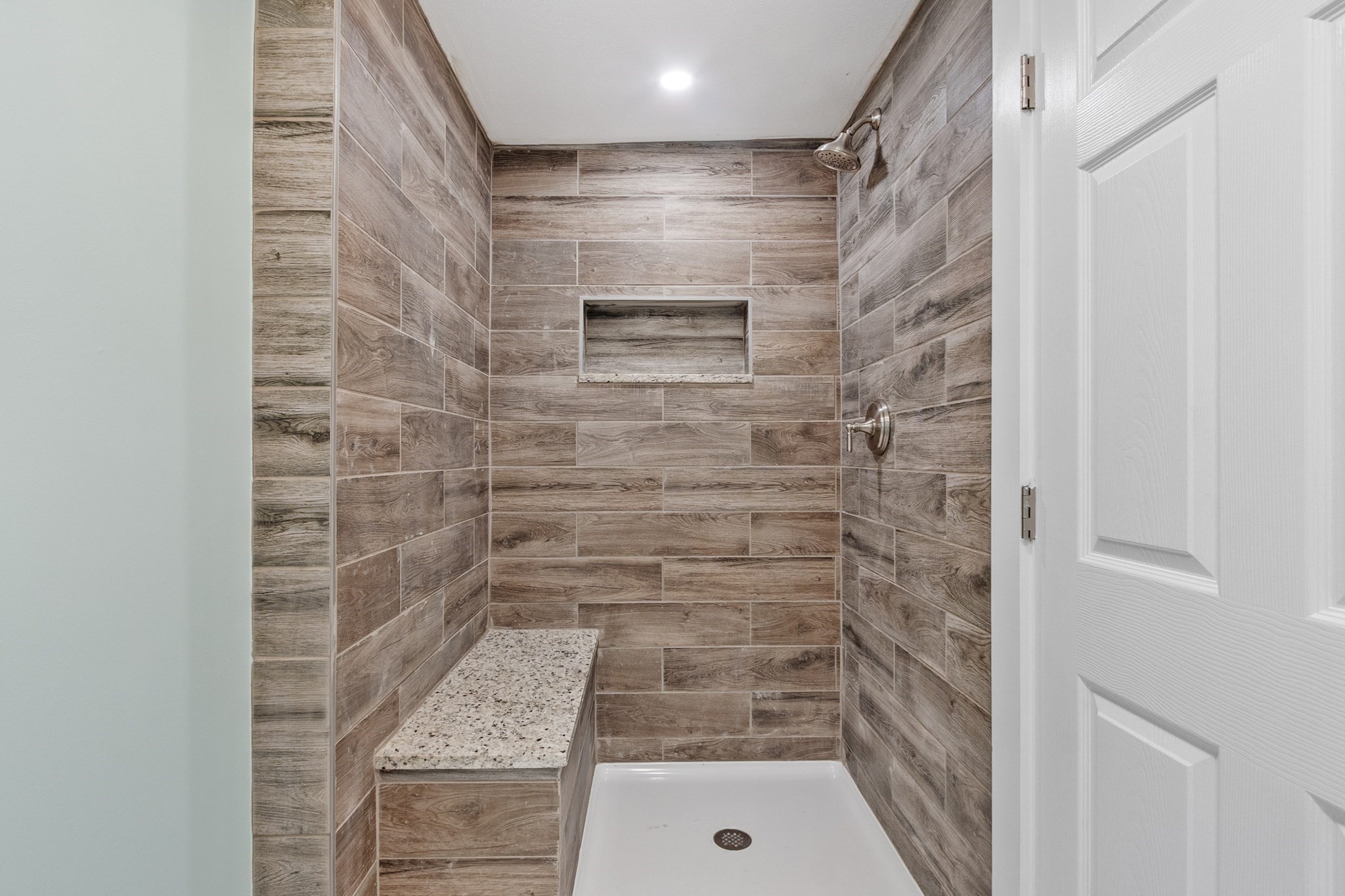 17 Prospect St, Templeton, MA 01436 - Image 4