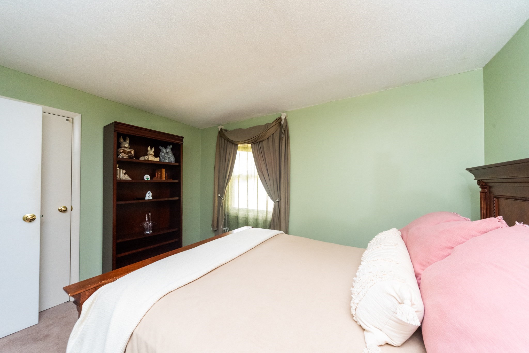 221 Sinclair Rd, Brockton, MA 02302 - Image 21