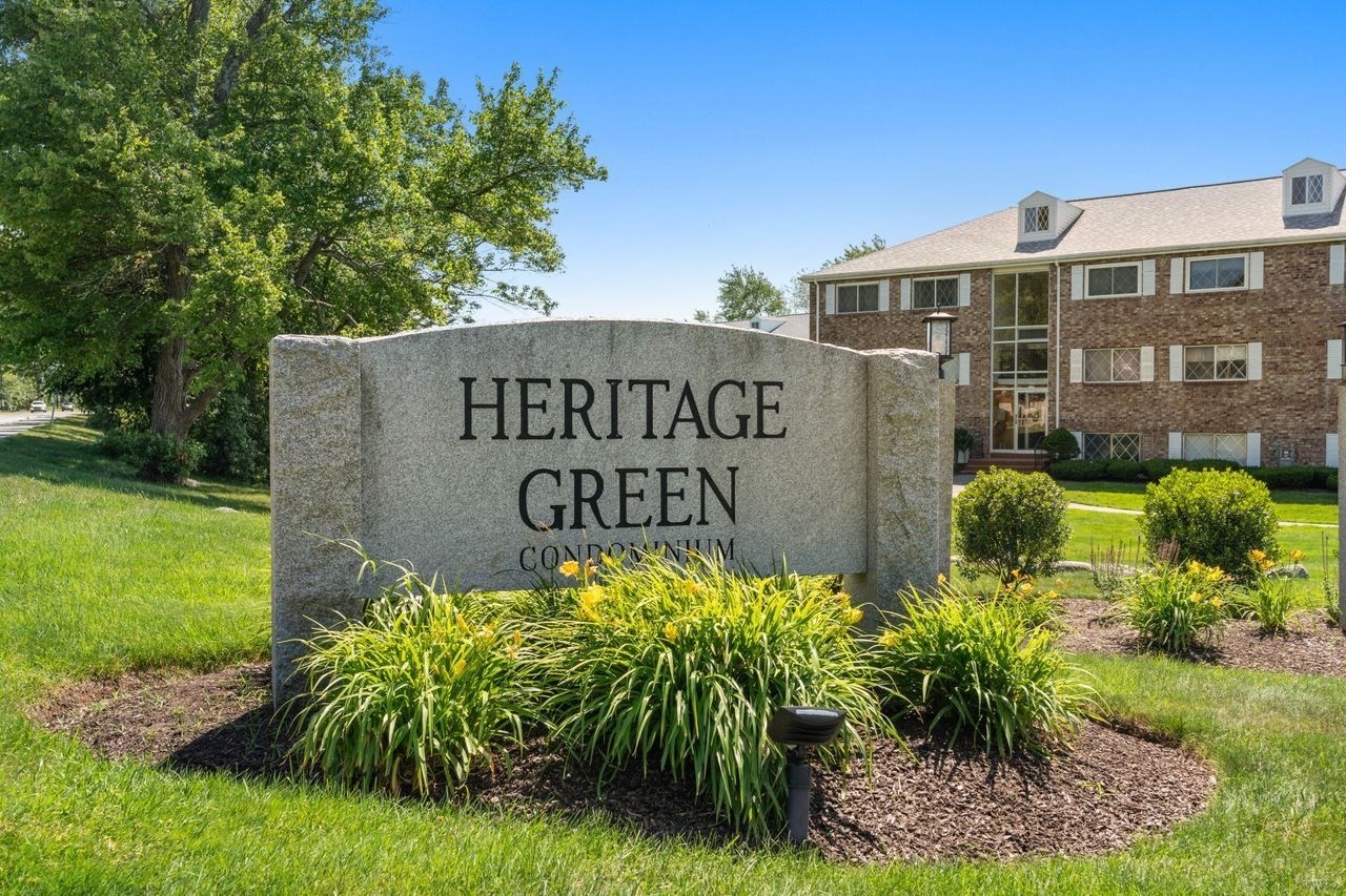 25 Fernview Avenue Unit 8, North Andover, MA 01845