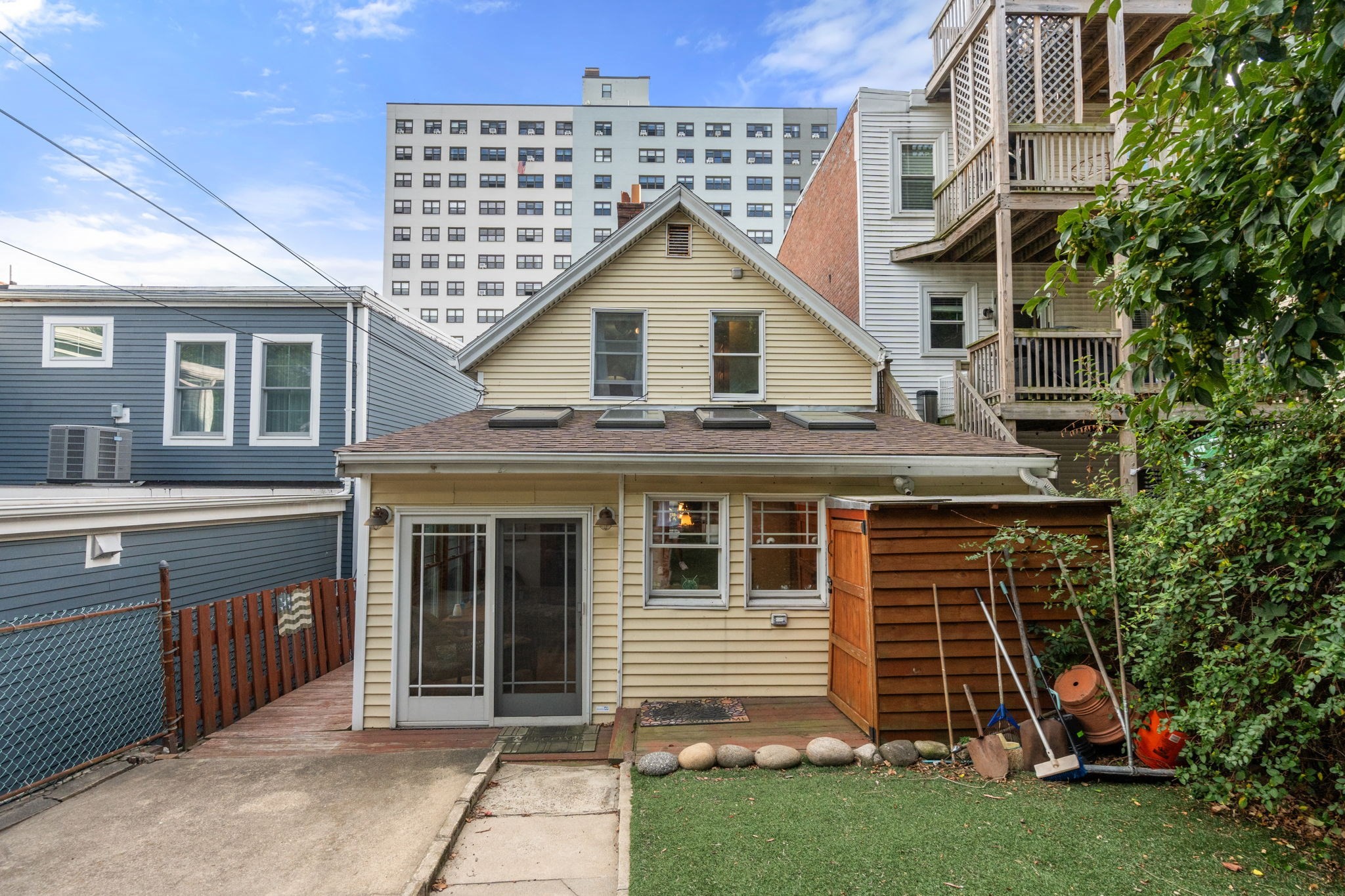 430 E 8th St, South Boston, Boston, MA 02127 - Image 25