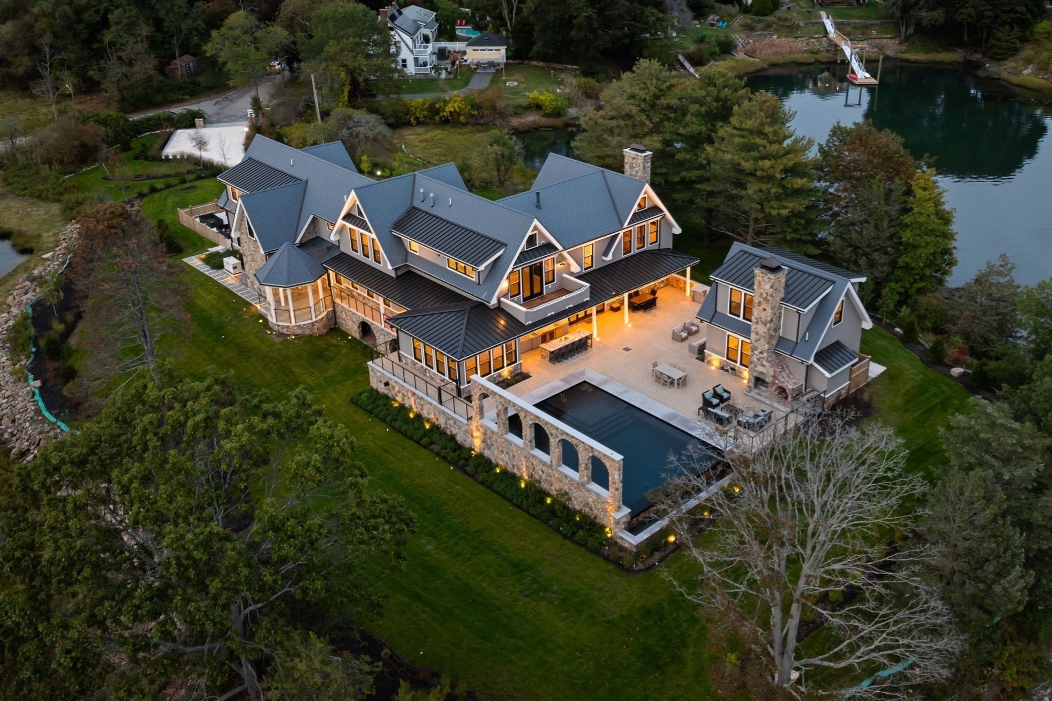 140 Livingstone Ave, Beverly, MA 01915