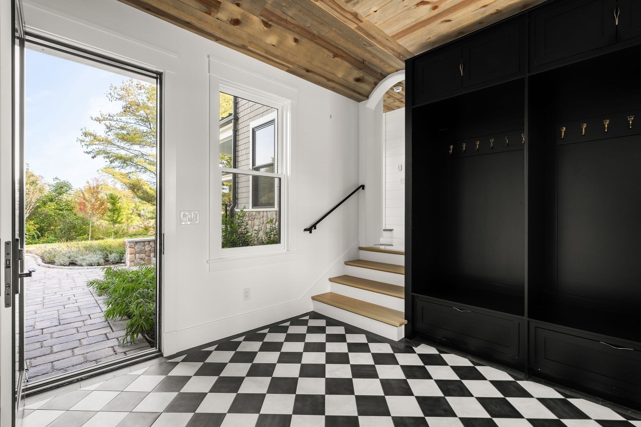 140 Livingstone Ave, Beverly, MA 01915 - Image 23